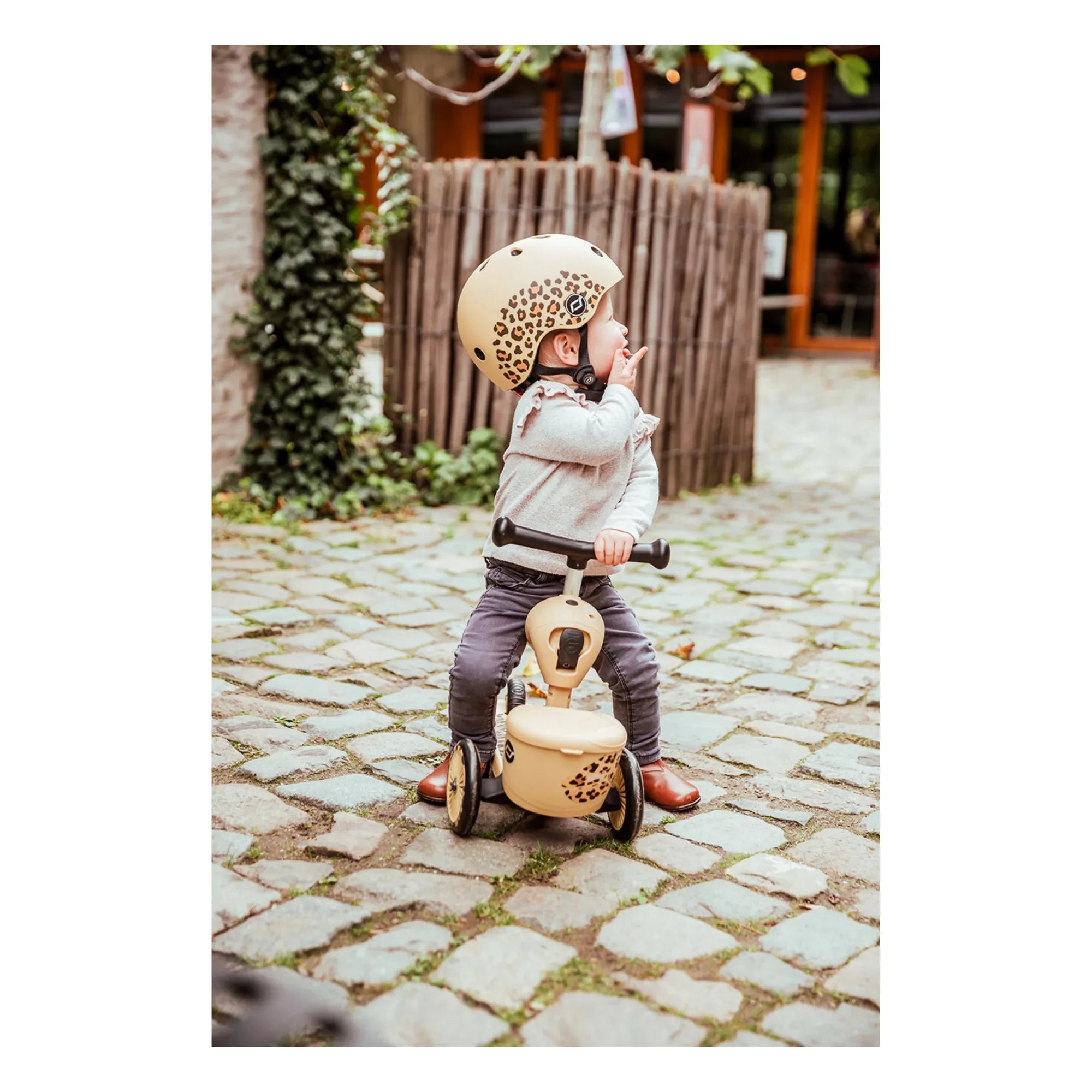 Scoot & Ride - Kask