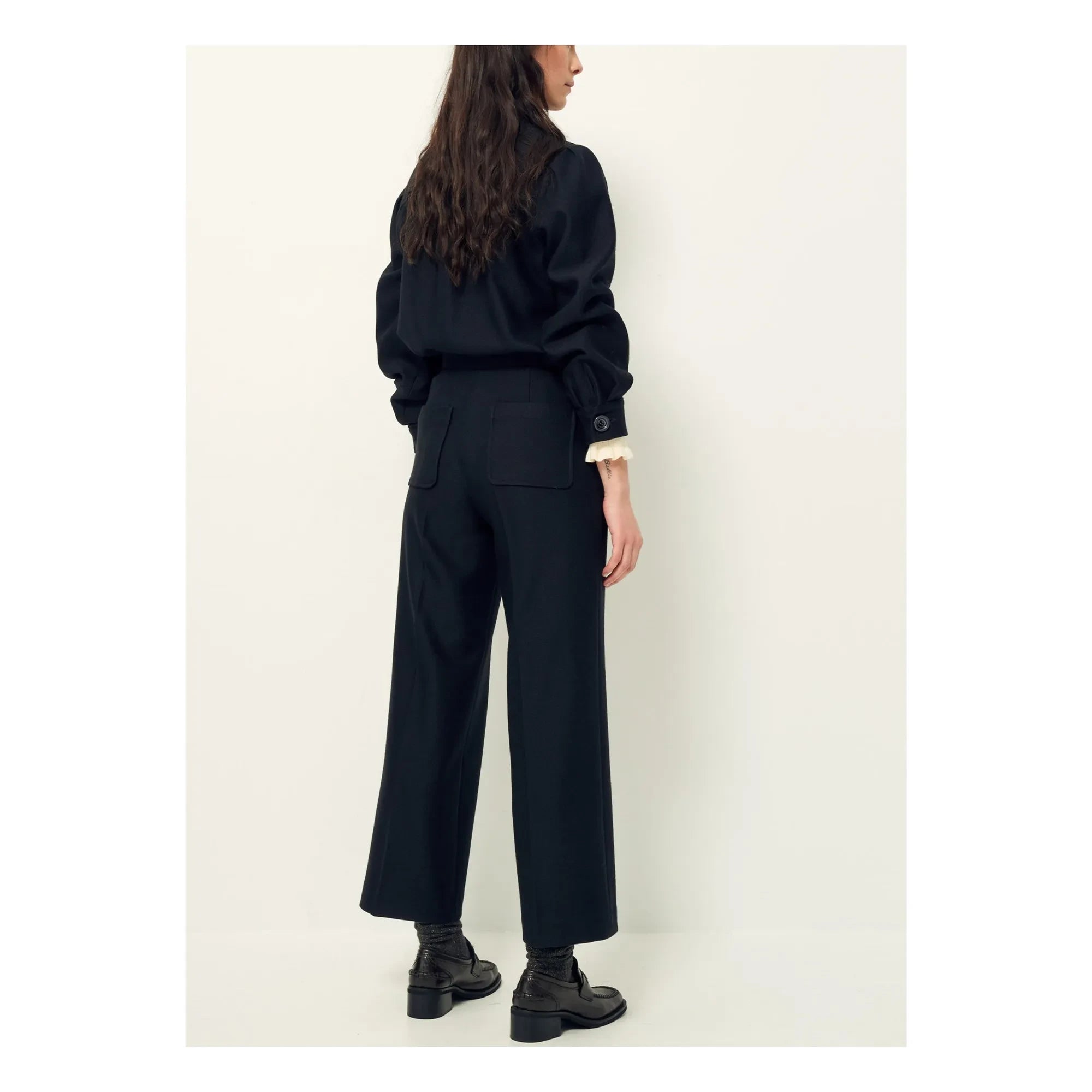 Sessùn – Hose aus recycelter Alberwool-Faser | Schwarz