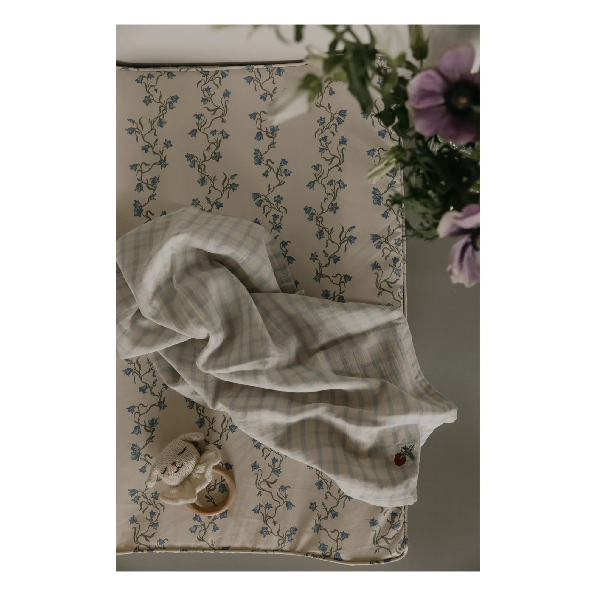 garbo&friends - Bell Flower changing pad
