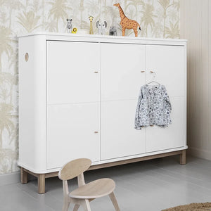 Oliver Furniture - Çok Bölmeli 3 Kapılı Meşe Şifonyer | Beyaz