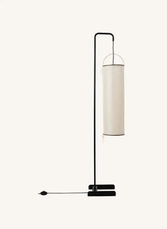Gubi - Silk Lantern Ayaklı Lamba, Larsen & Madsen | Beyaz