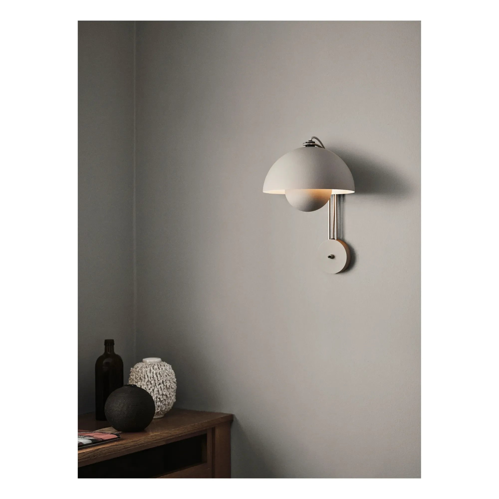 & Tradition - Flowerpot VP8 Wandleuchte | Hellgrau