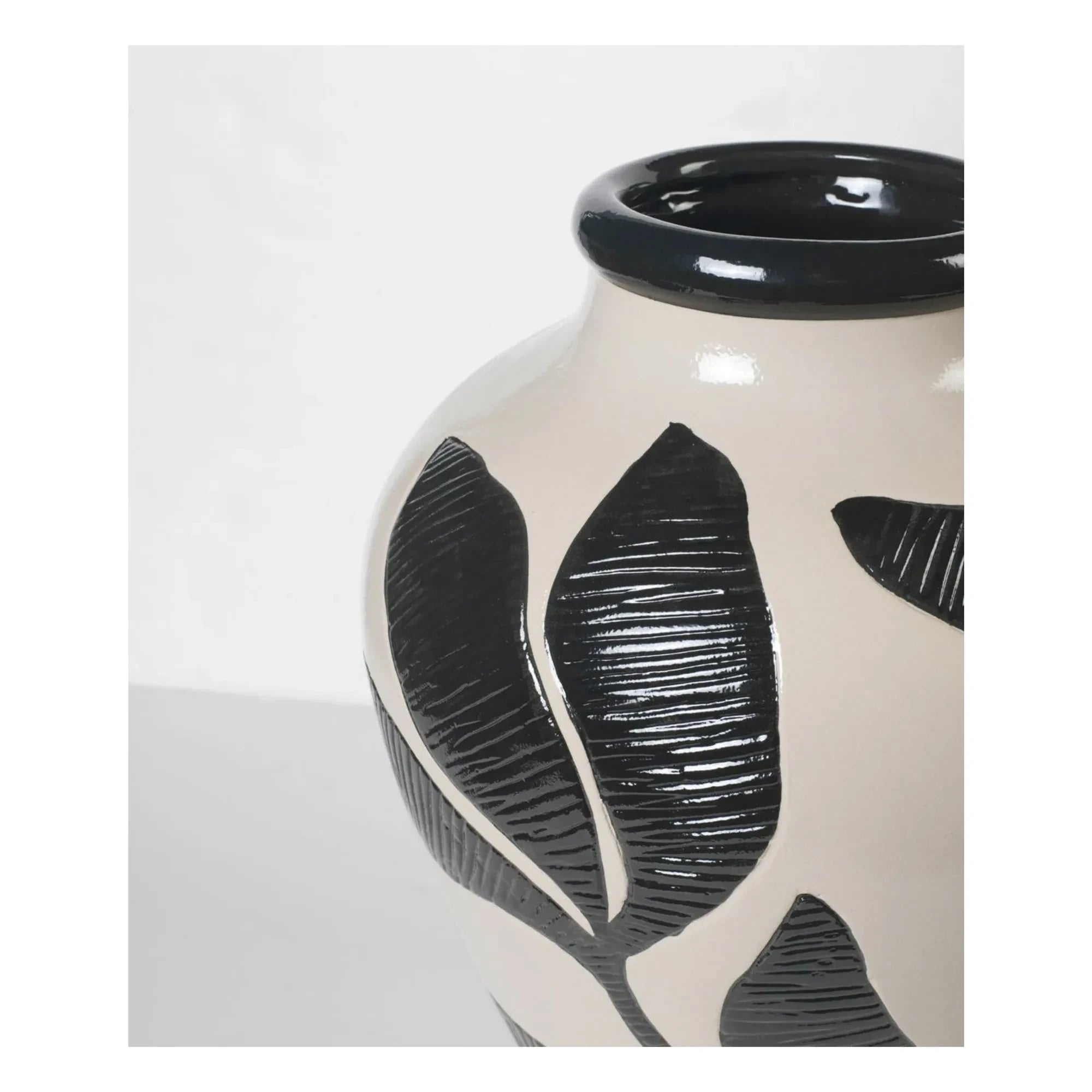 Broste Copenhagen - Herbert Vase | Schwarz