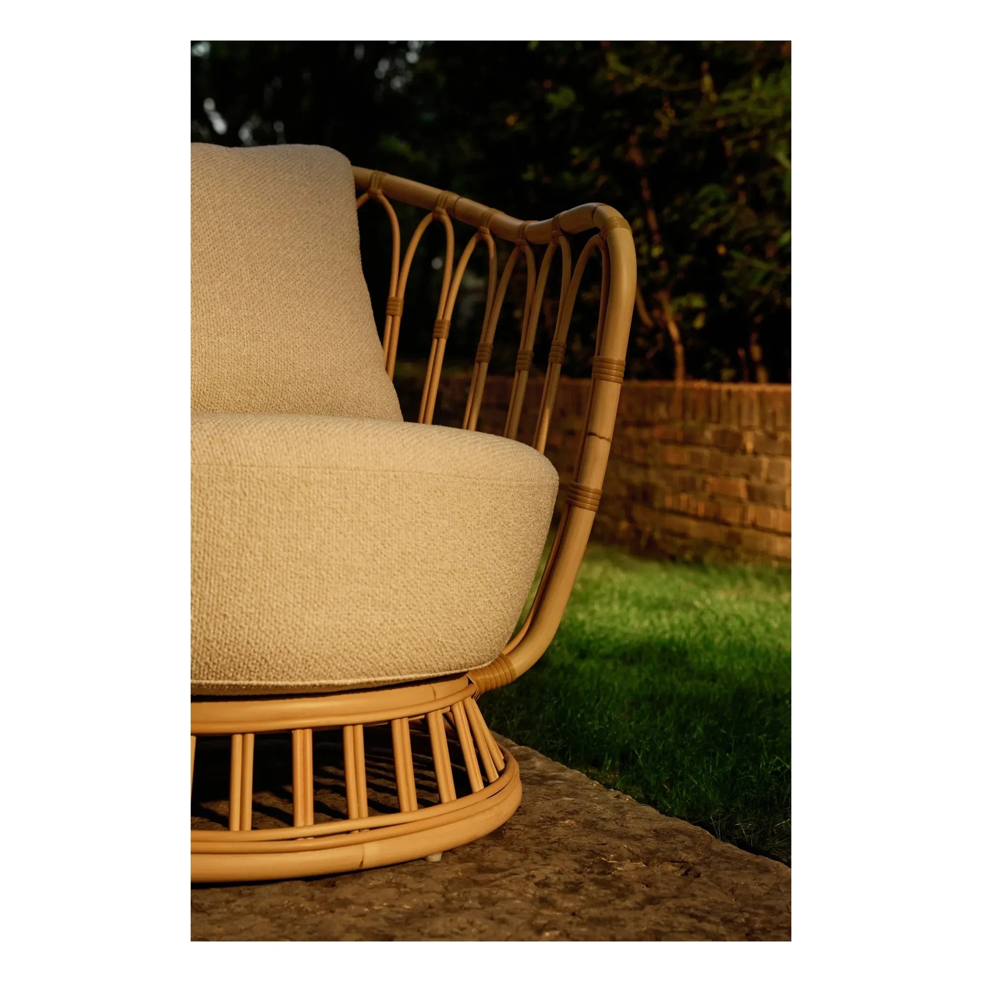 Gubi - Grace Outdoor Lounge Chair