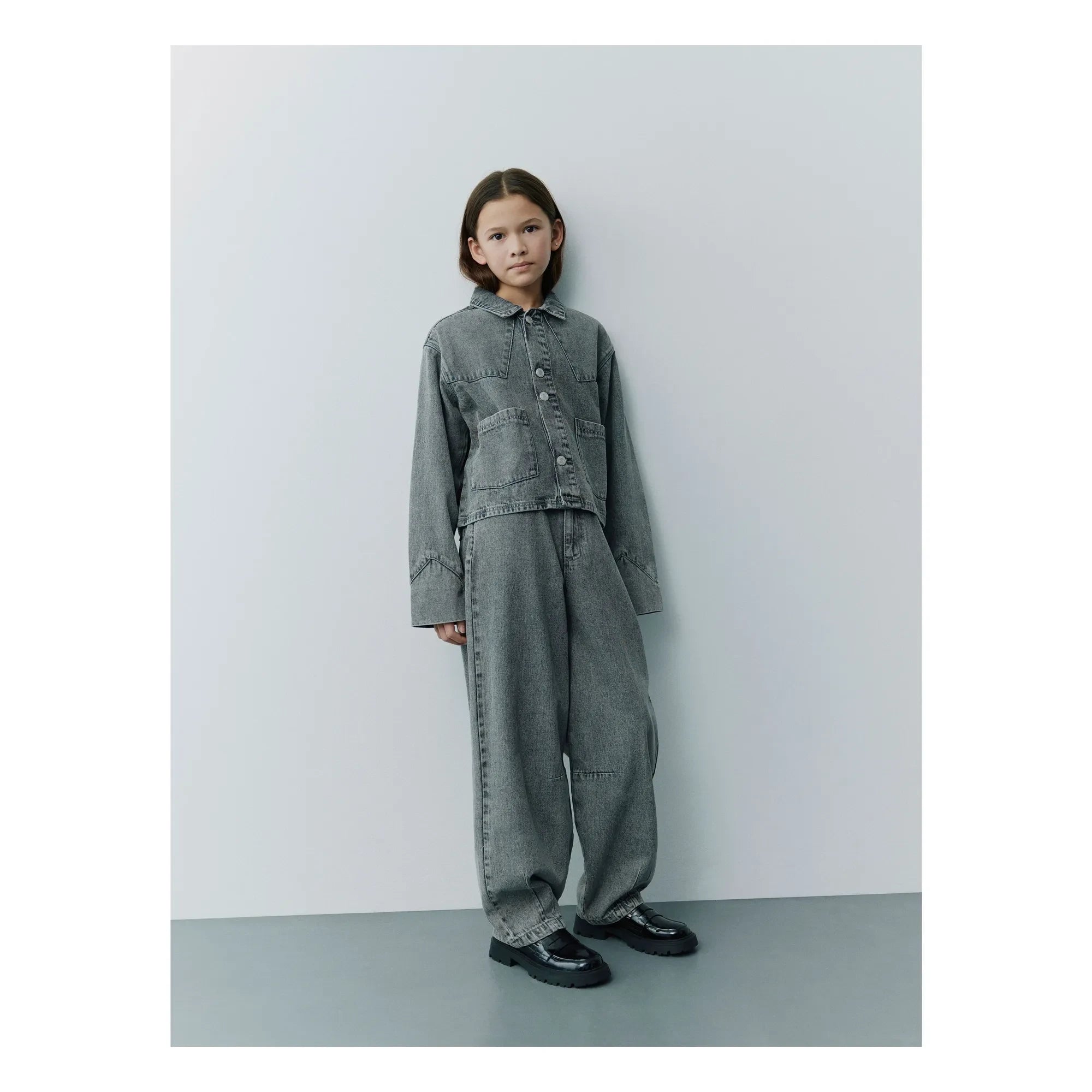 Sofie Schnoor - Jean Havanasy | Gri