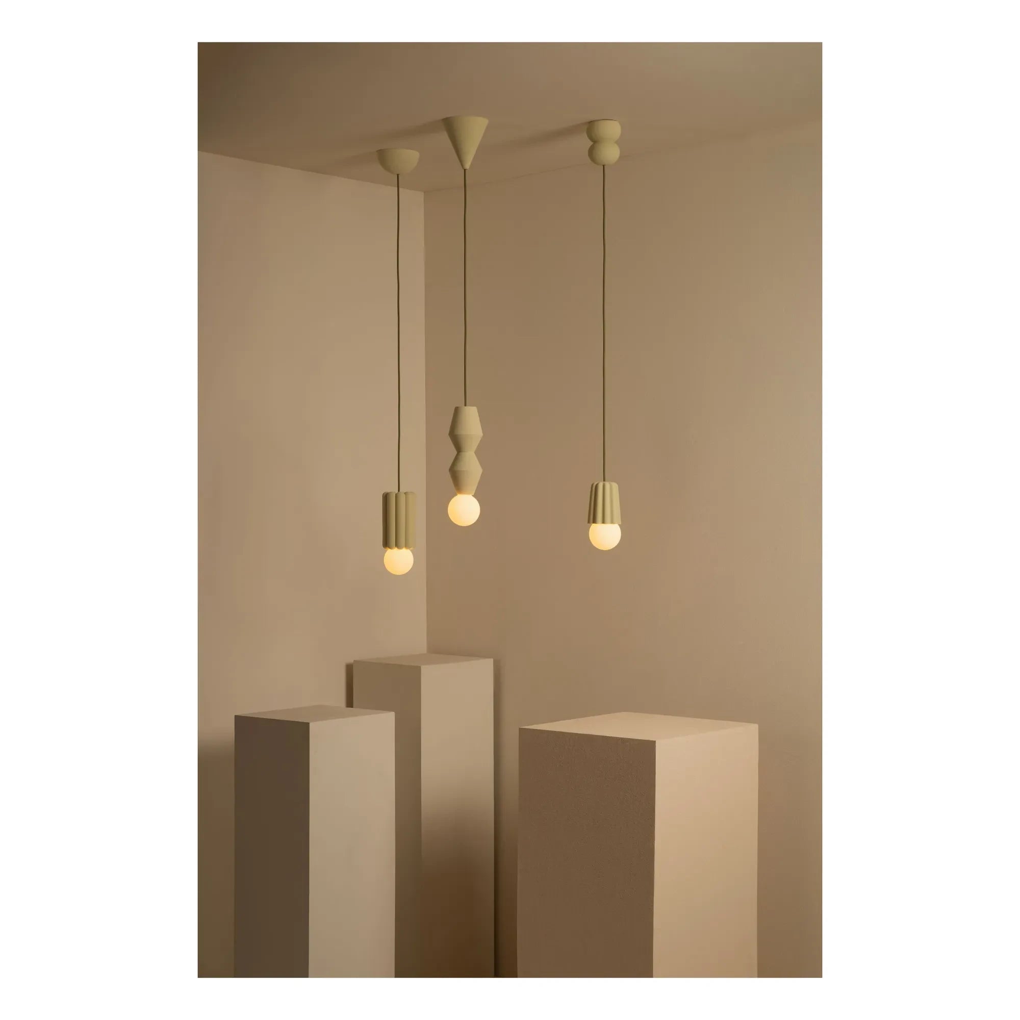 Schneid Studio - Stucco 2 ceramic pendant | Pistachio green