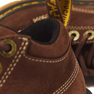 Dr Martens - أحذية Raffe J مخدوشة | بني