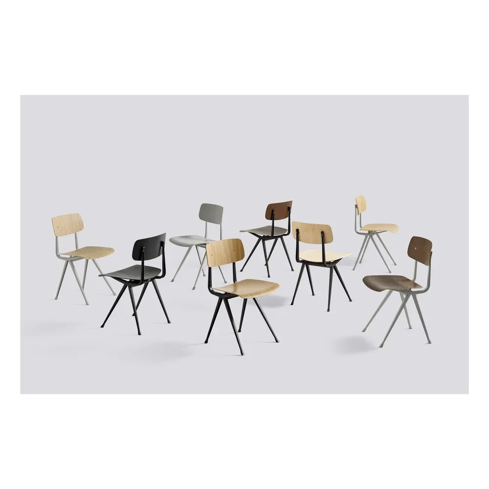 Hay - Result Renkli Meşe Sandalye - Friso Kramer & Wim Rietveld Yeniden Üretim | Siyah