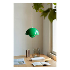 & Tradition - Flowerpot VP1 Sarkıt Lamba, Verner Panton, 1968 | Yeşil