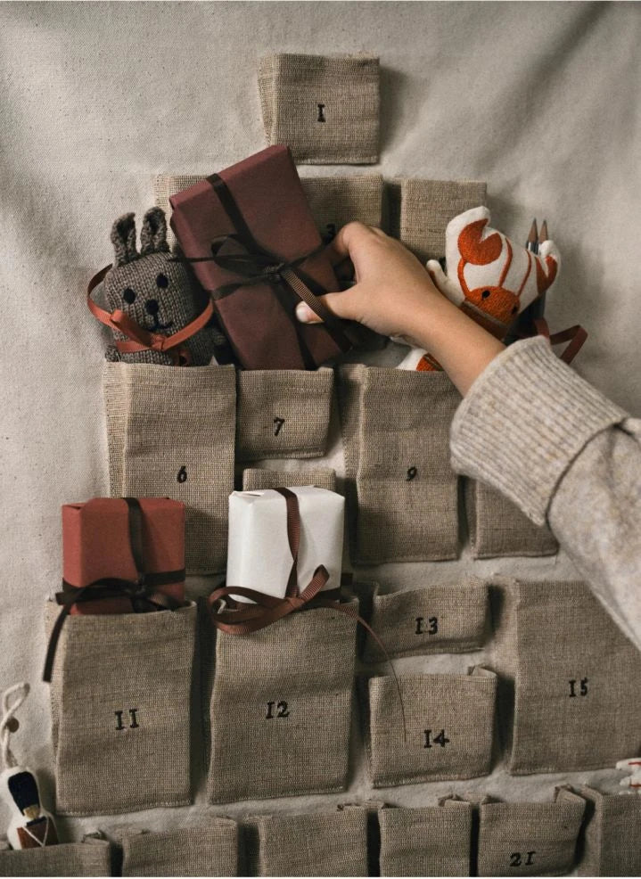 Ferm Living - Organik pamuktan Çam Advent takvimi