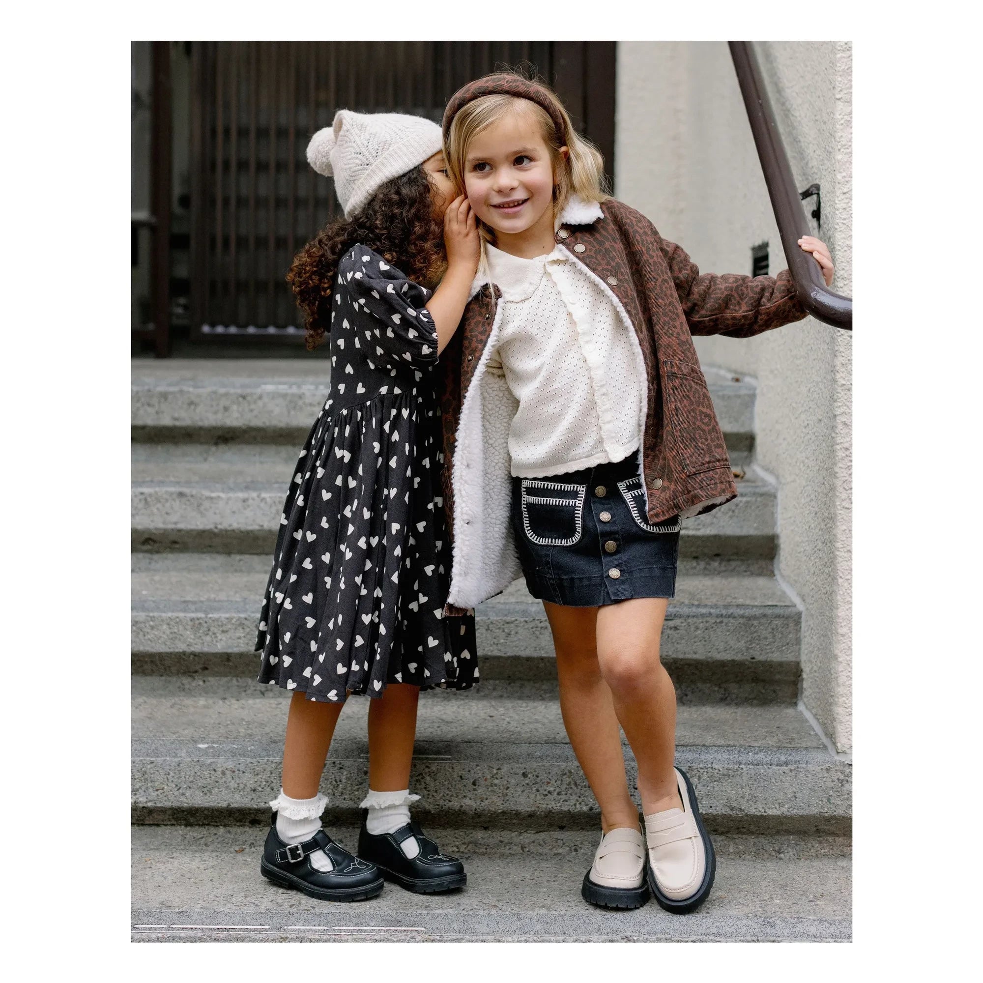 Rylee + Cru - Vestido Corazones Rosas | Negro