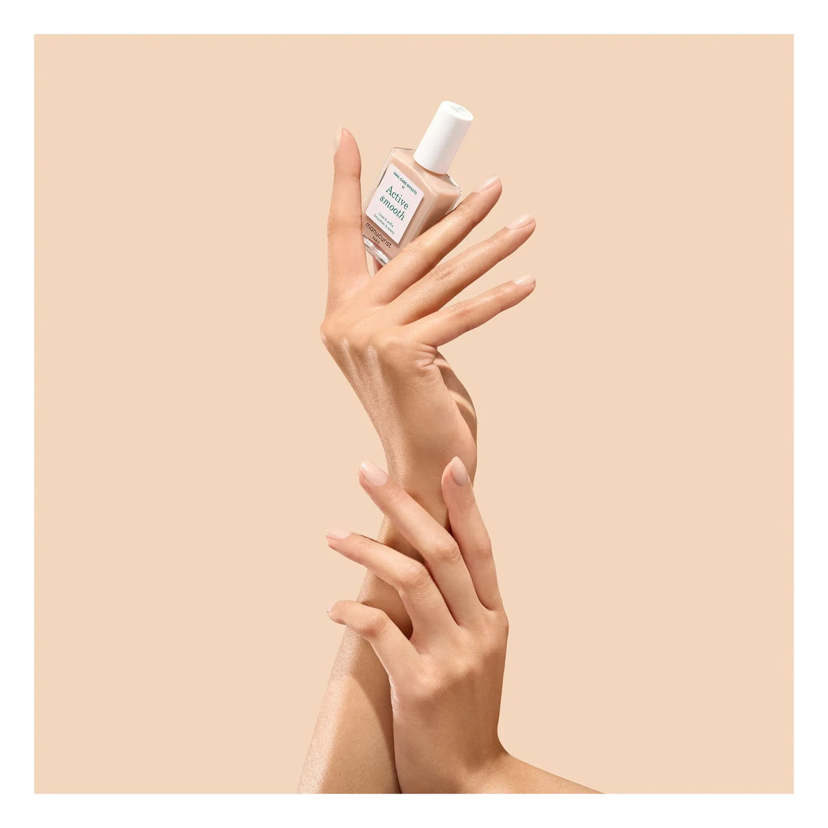 Manucurist - CC polish Active Smooth 01 beautifying care nail polish - 15 ml