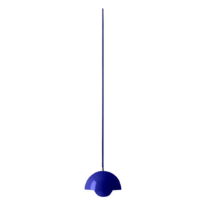 & Tradition - Flowerpot VP10 Pendelleuchte, Verner Panton | Blau