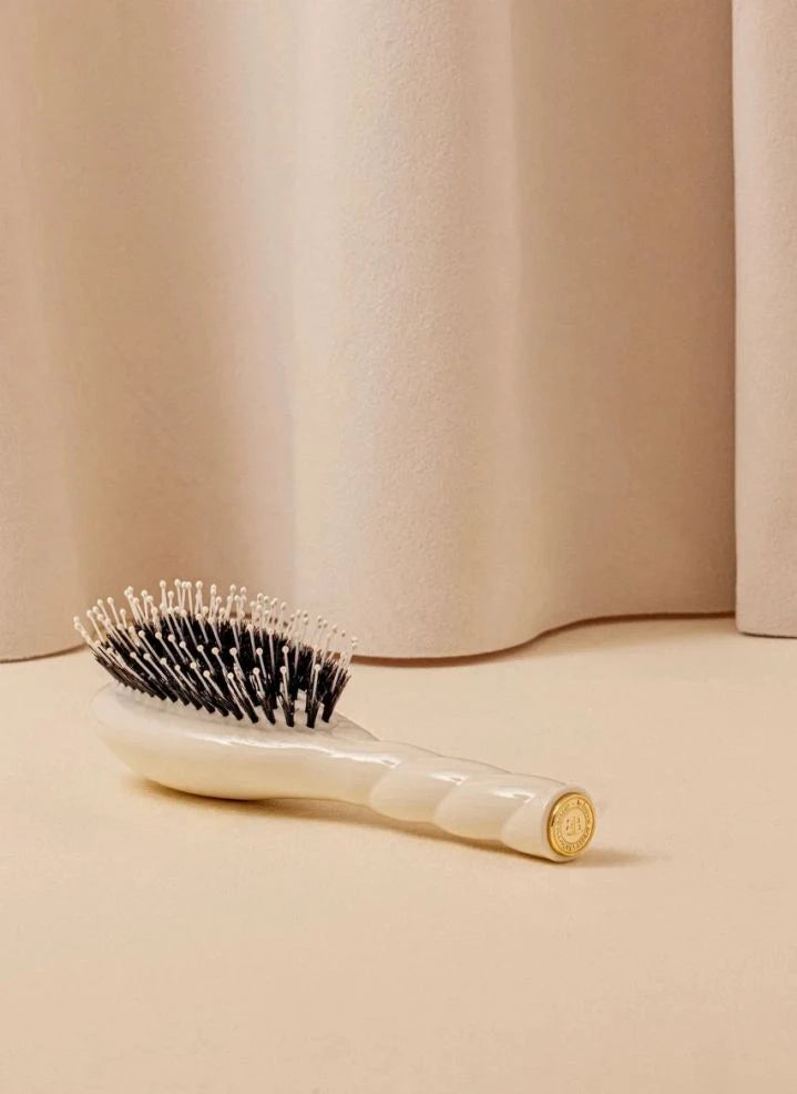La Bonne Brosse - La Petite Brosse: Temel Nazik Fırça No. 03 - Hassas Saç Derisi | Krem