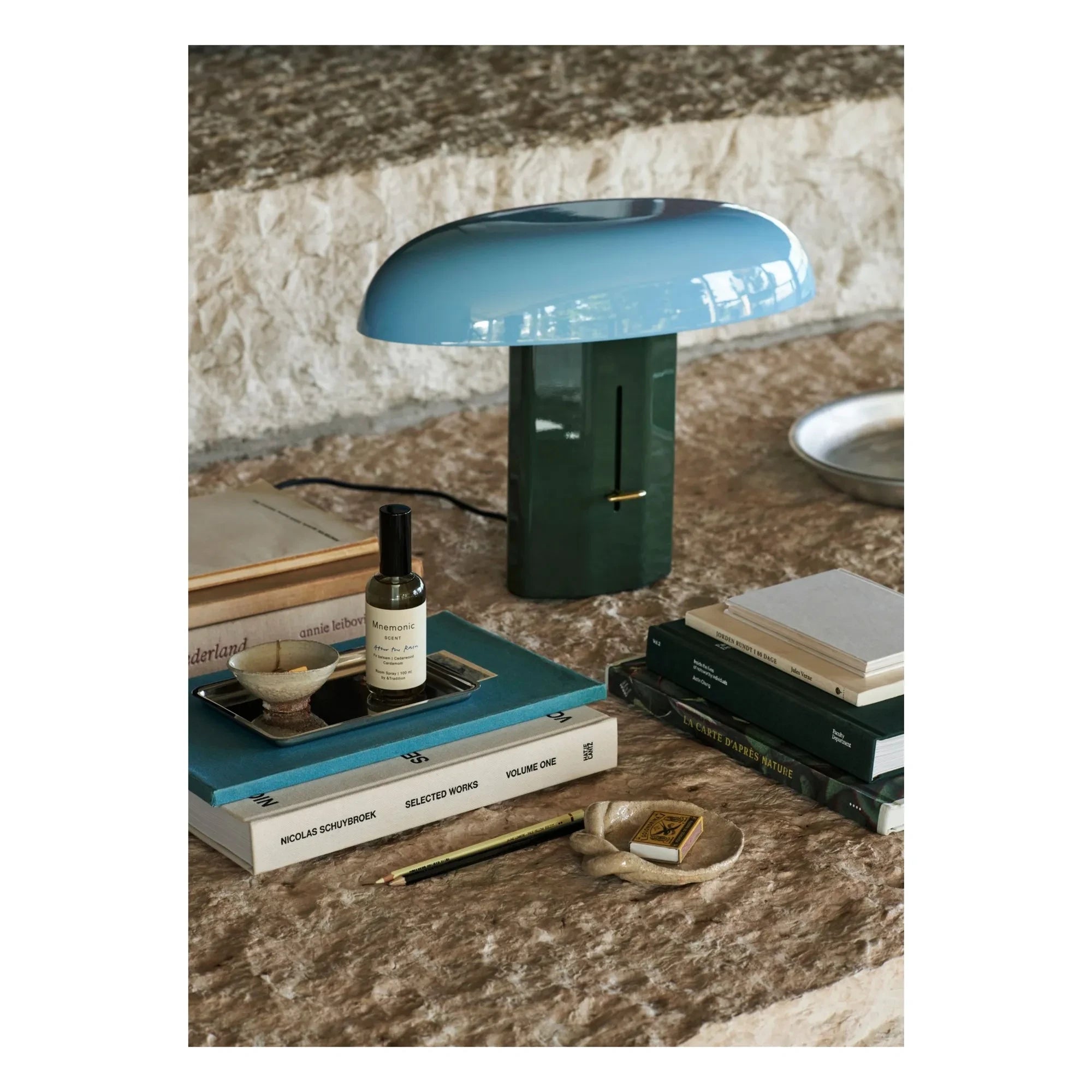 & Tradition - Montera JH42 table lamp, Jamie Hayon | Turquoise