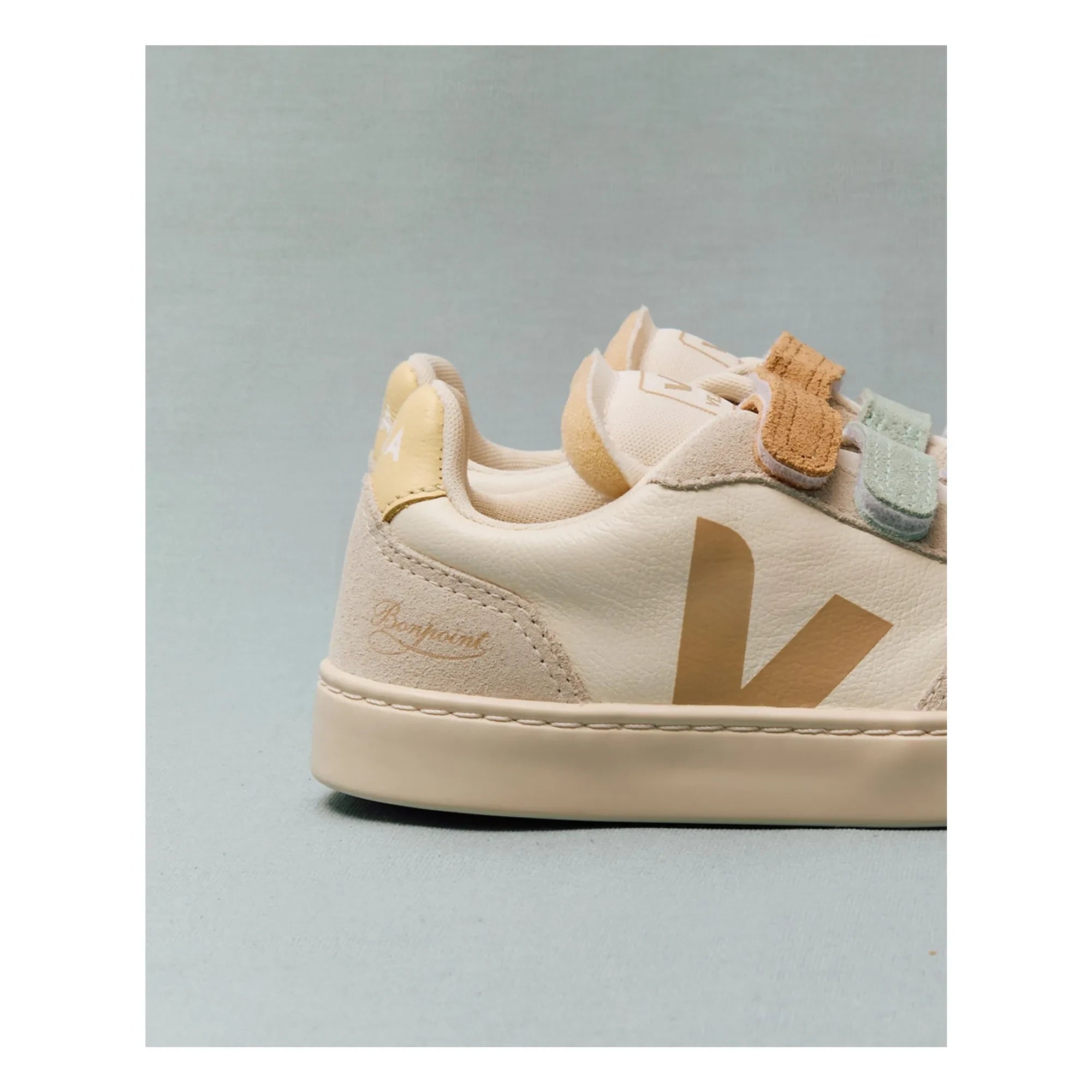 Veja - Zapatillas Veja x Bonpoint Small V-90 Deri O.T. Scratch | Gris