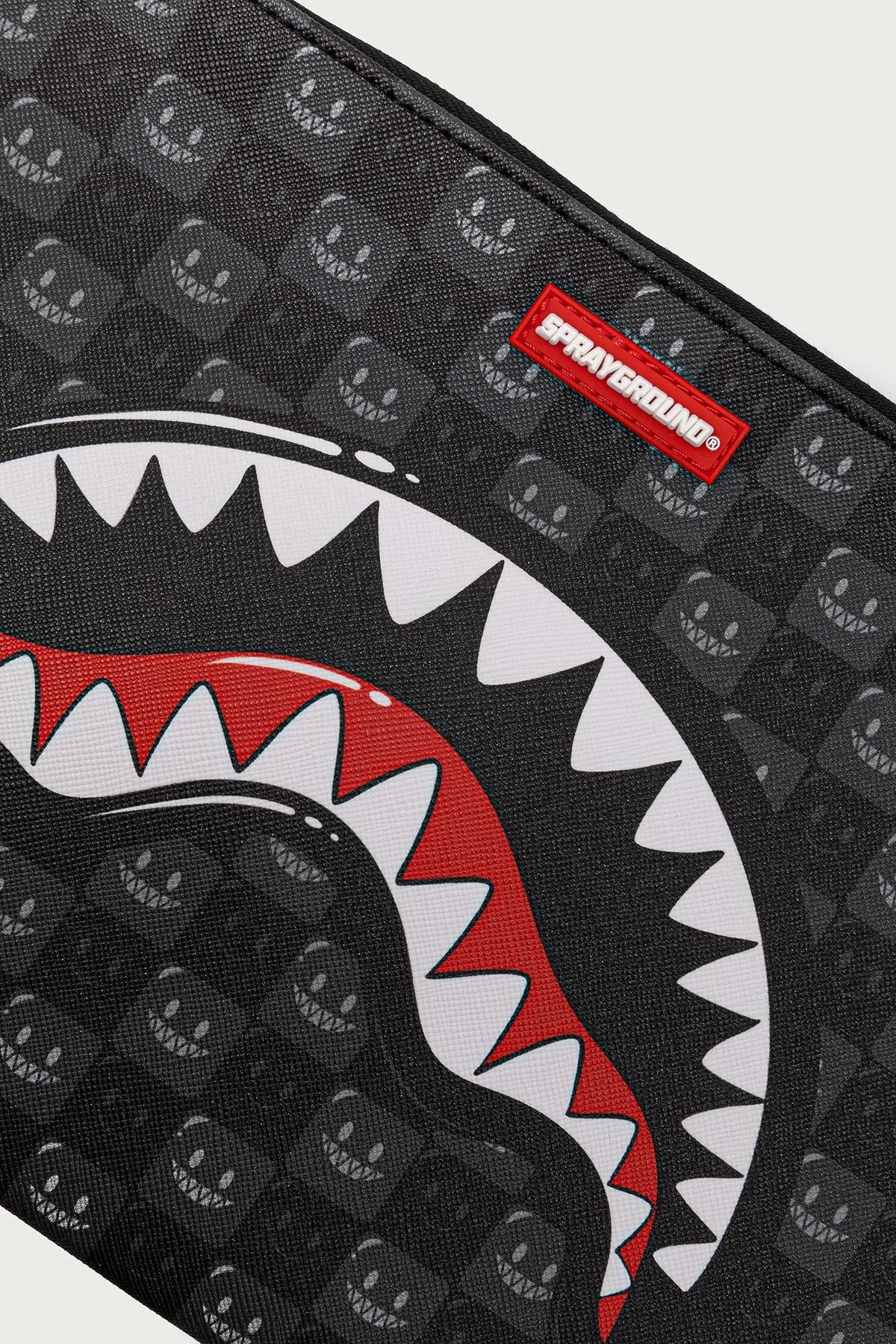 Sprayground - Paris’teki Köpek Balıkları Siyah Omuz Çantası 910B9318NSZ