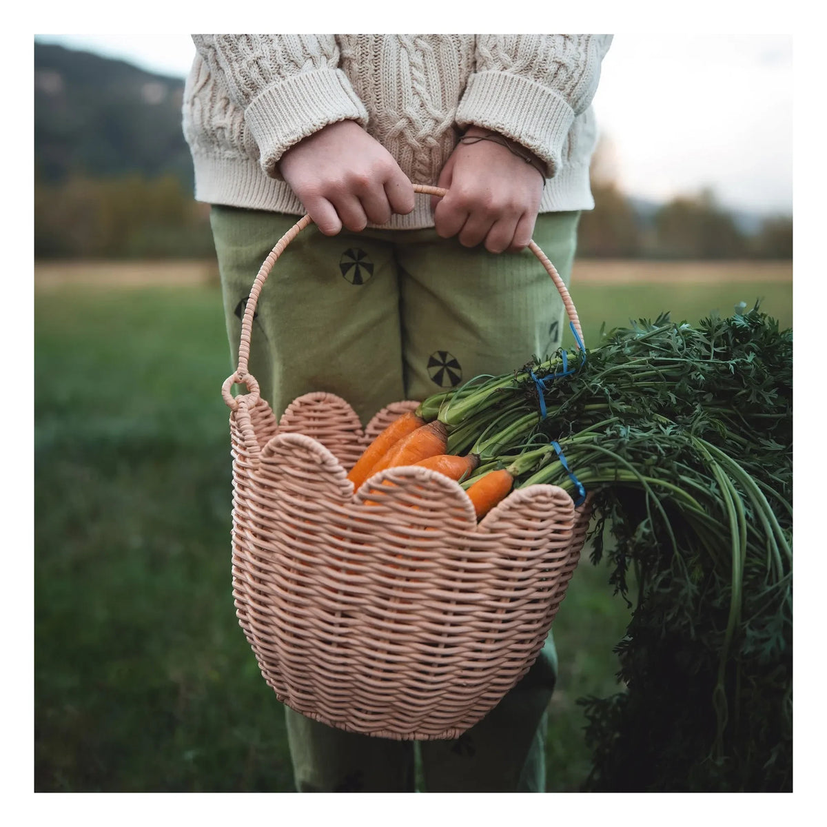 Olli Ella - Blatt Rattan Korb | Pfirsich