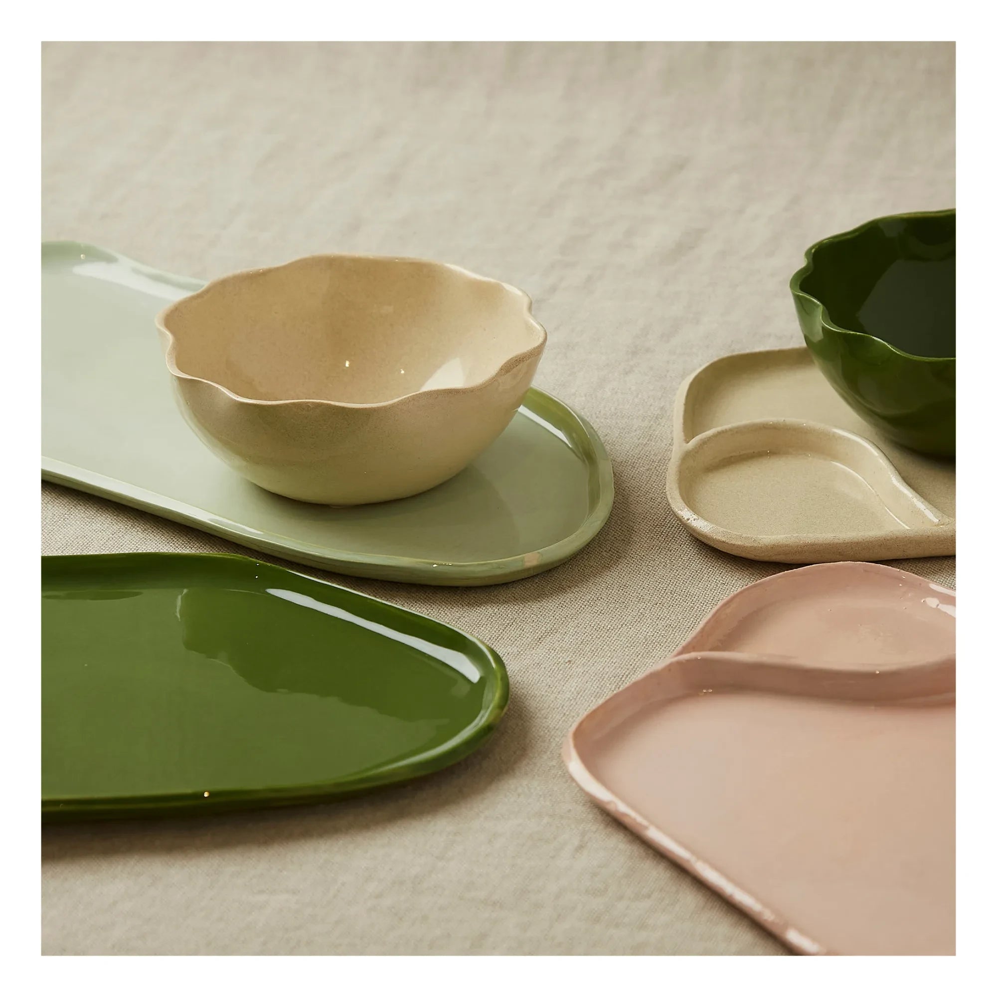 Casa Cecu - Glazed Stoneware Display Bowl | Khaki