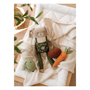 Main Sauvage - Carrot Rattle | Orange