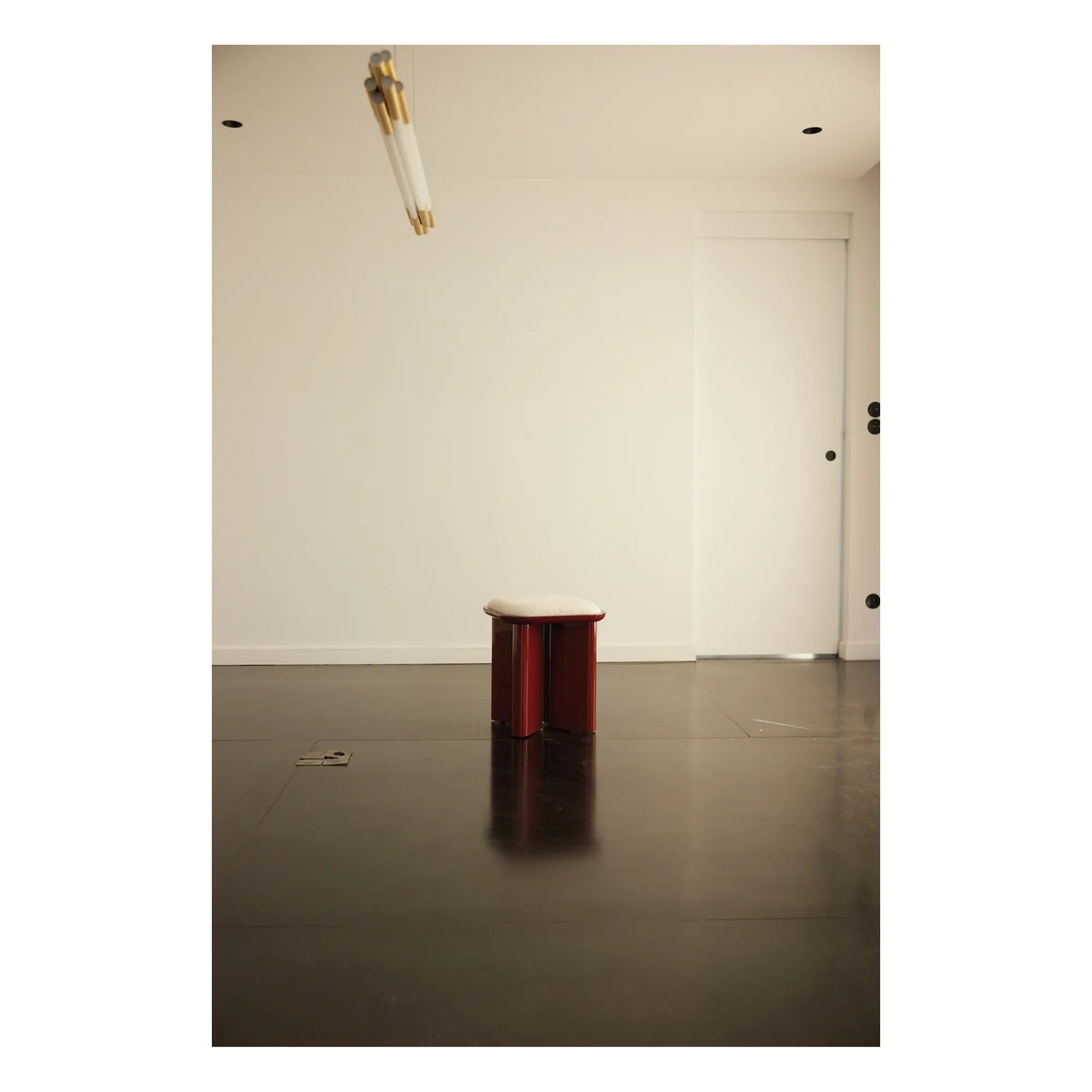 Gabrielle Paris - Lazarus puf | Bordo