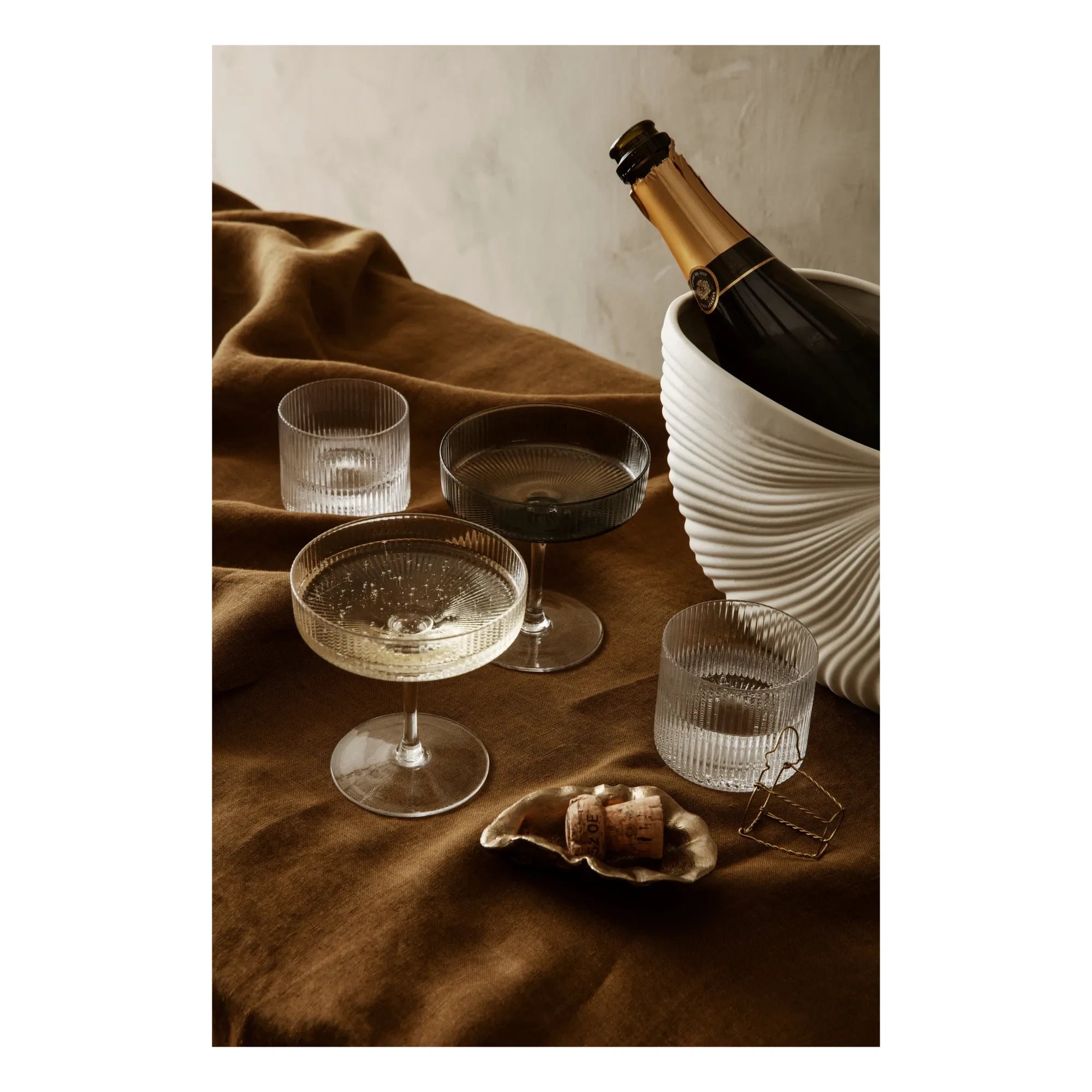 Ferm Living - Ripple Şampanya Bardağı - 2'li Set