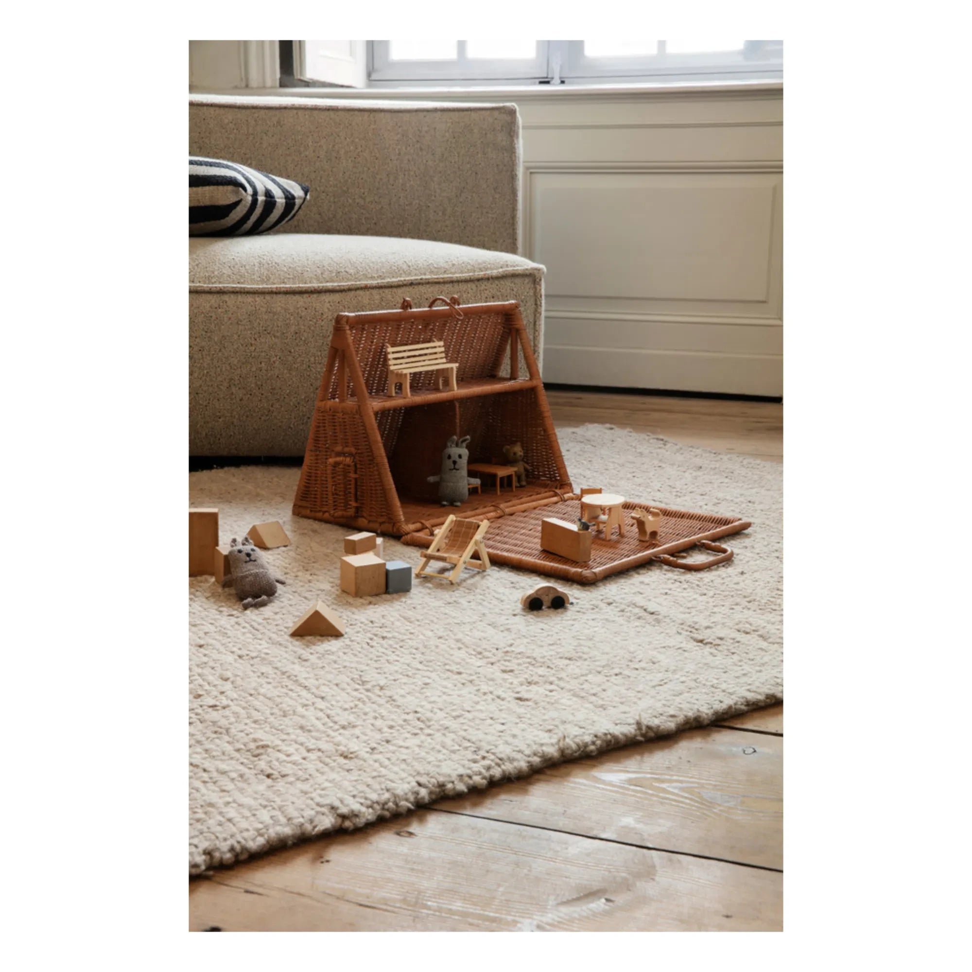 Ferm Living Kids – Geflochtenes Rattan-Haus