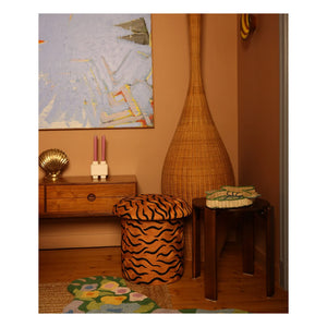 Doing Goods - Maya Löwe Bestickter Pouf | Camel