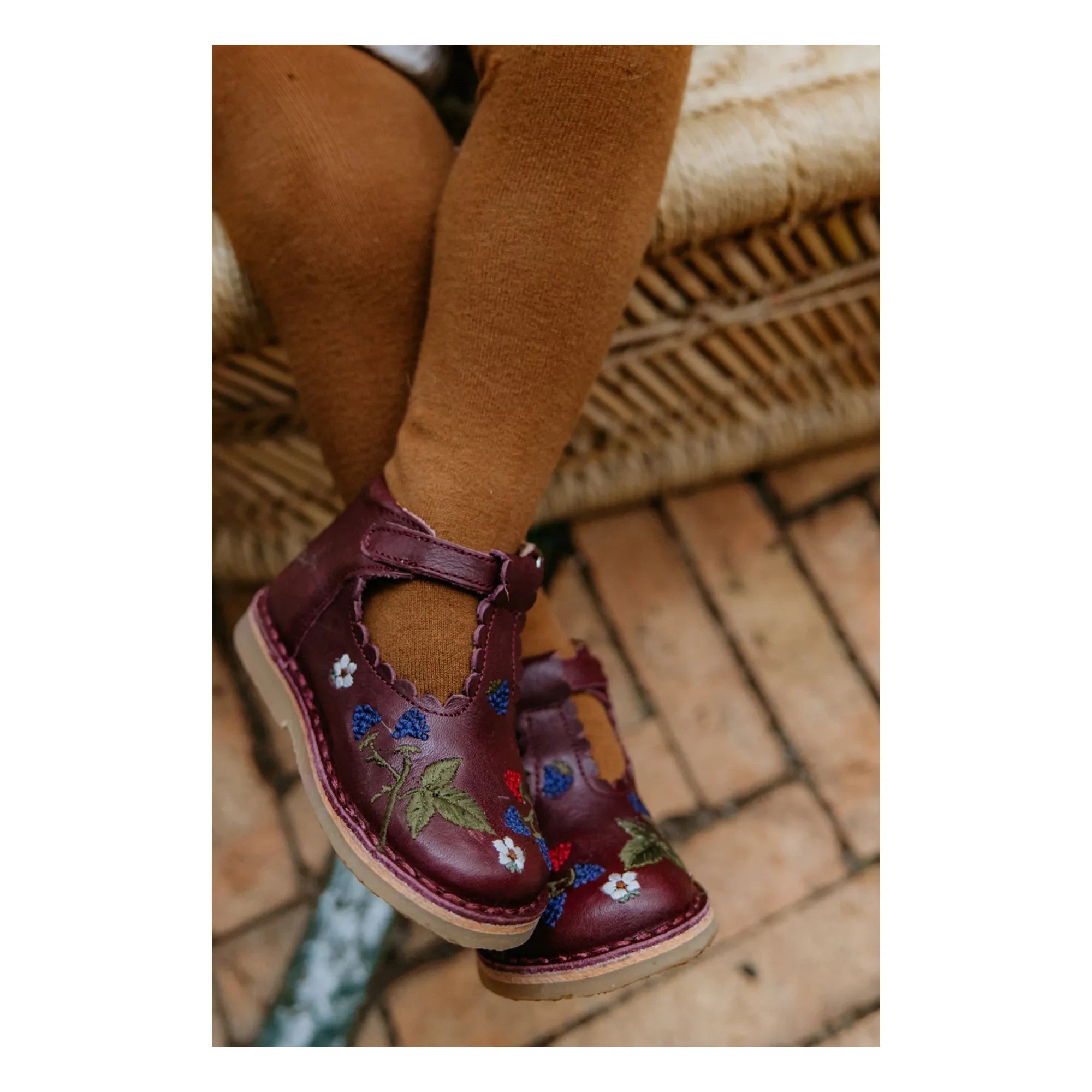 Petit Nord - T-Bar Riemchen-Babyschuhe - Uniqua Kollektion | Pflaume