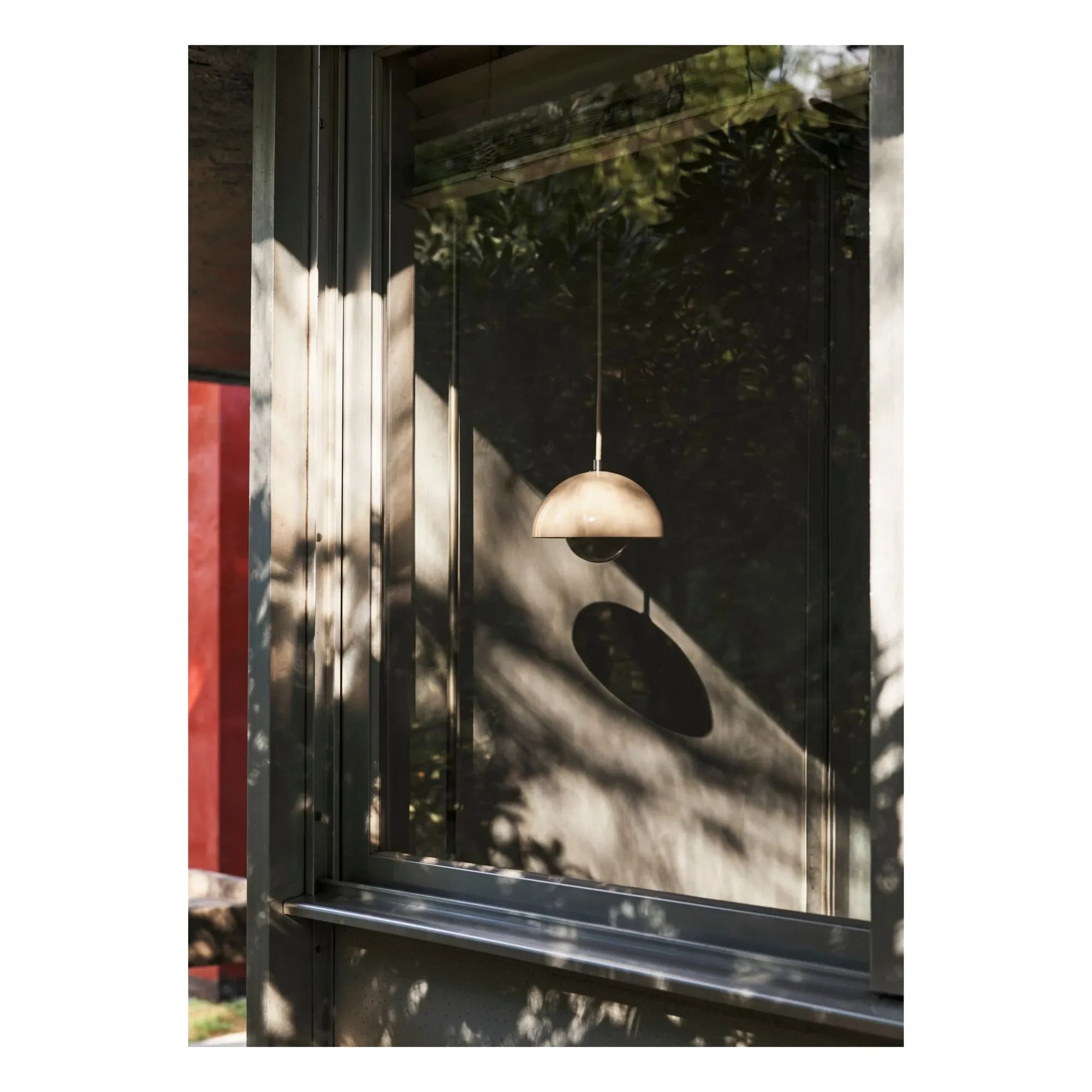 & Tradition - Flowerpot VP1 sarkıt lamba, Verner Panton | Fildişi