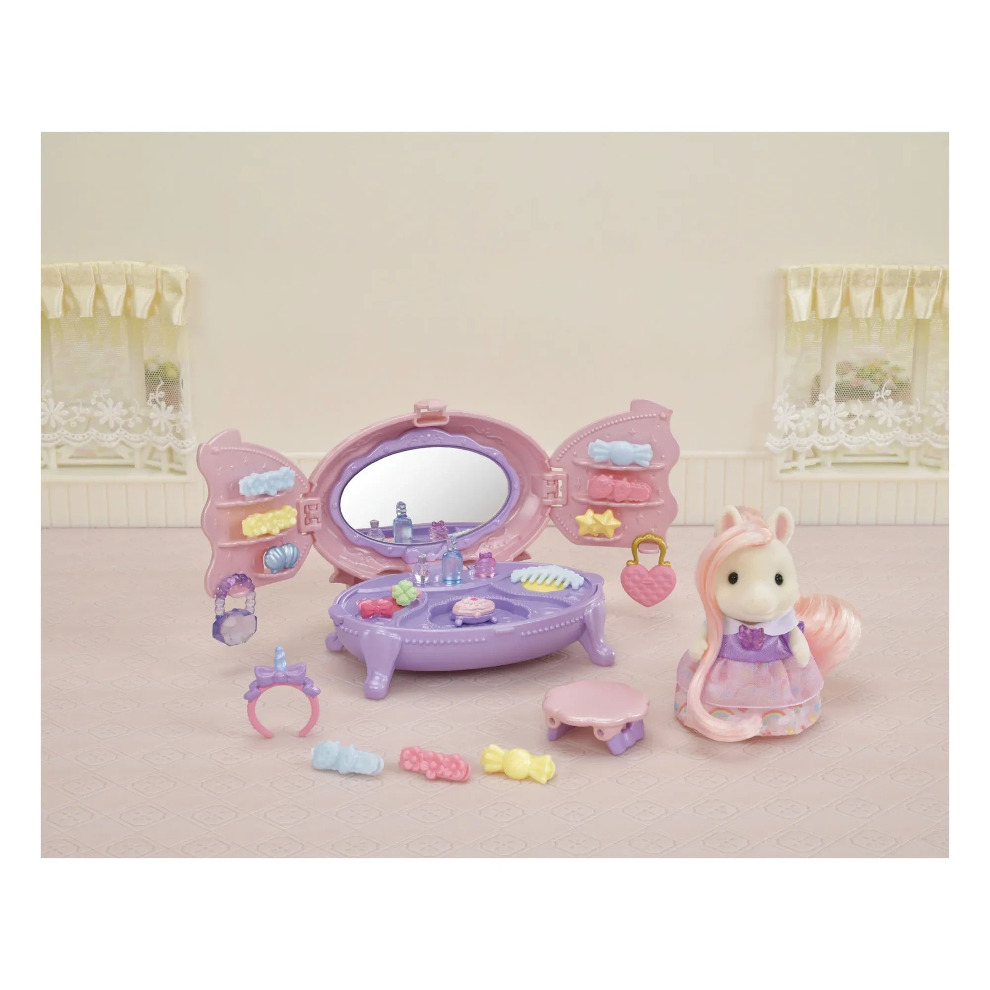 Sylvanian Families - Pony'nin Vanity Şifonyer Seti