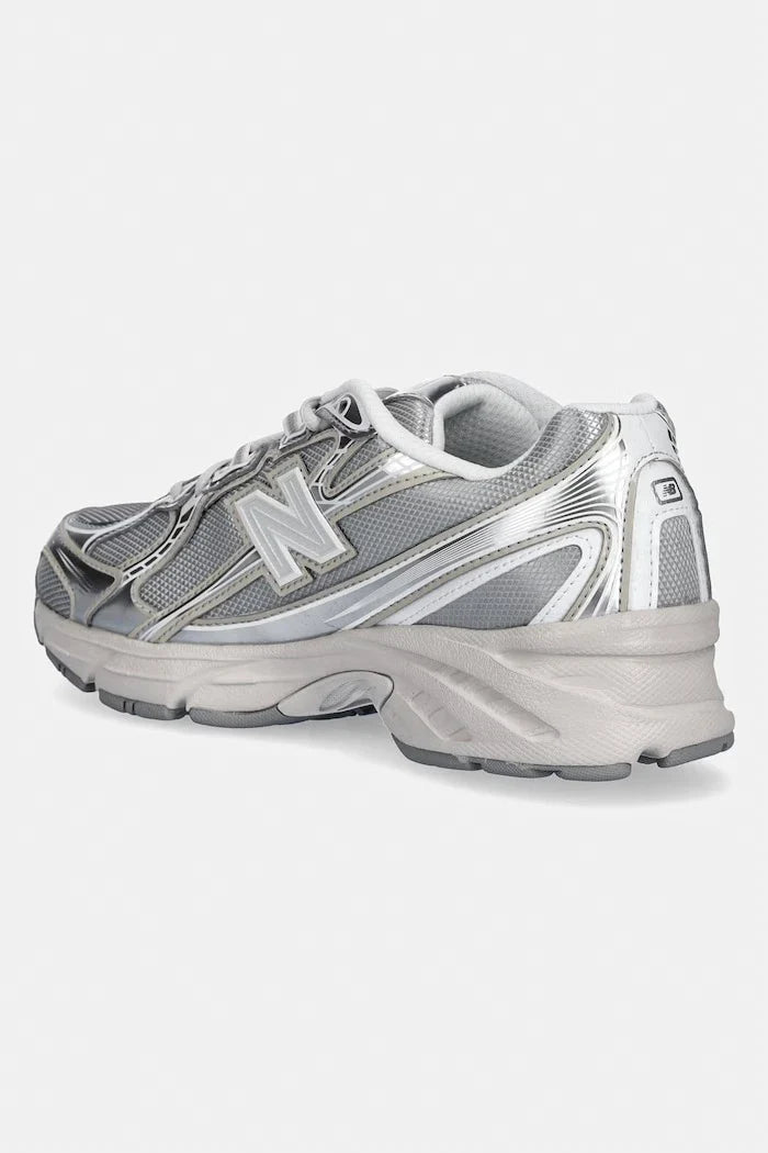 New Balance 740 spor ayakkabı