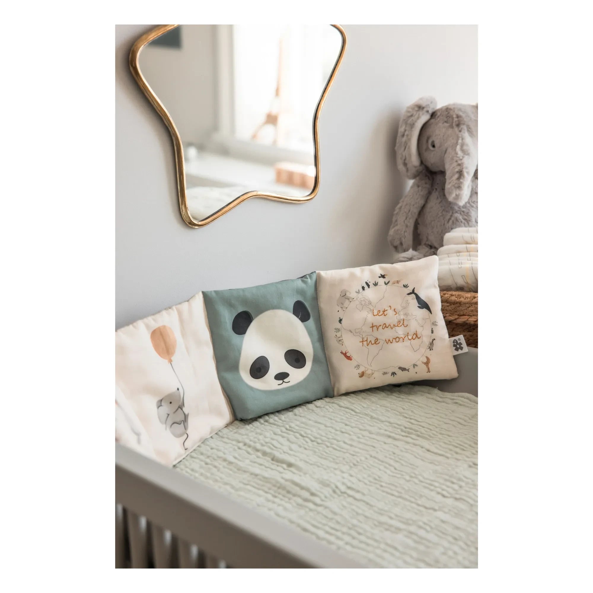 Sebra - World of Sebra soft toy book