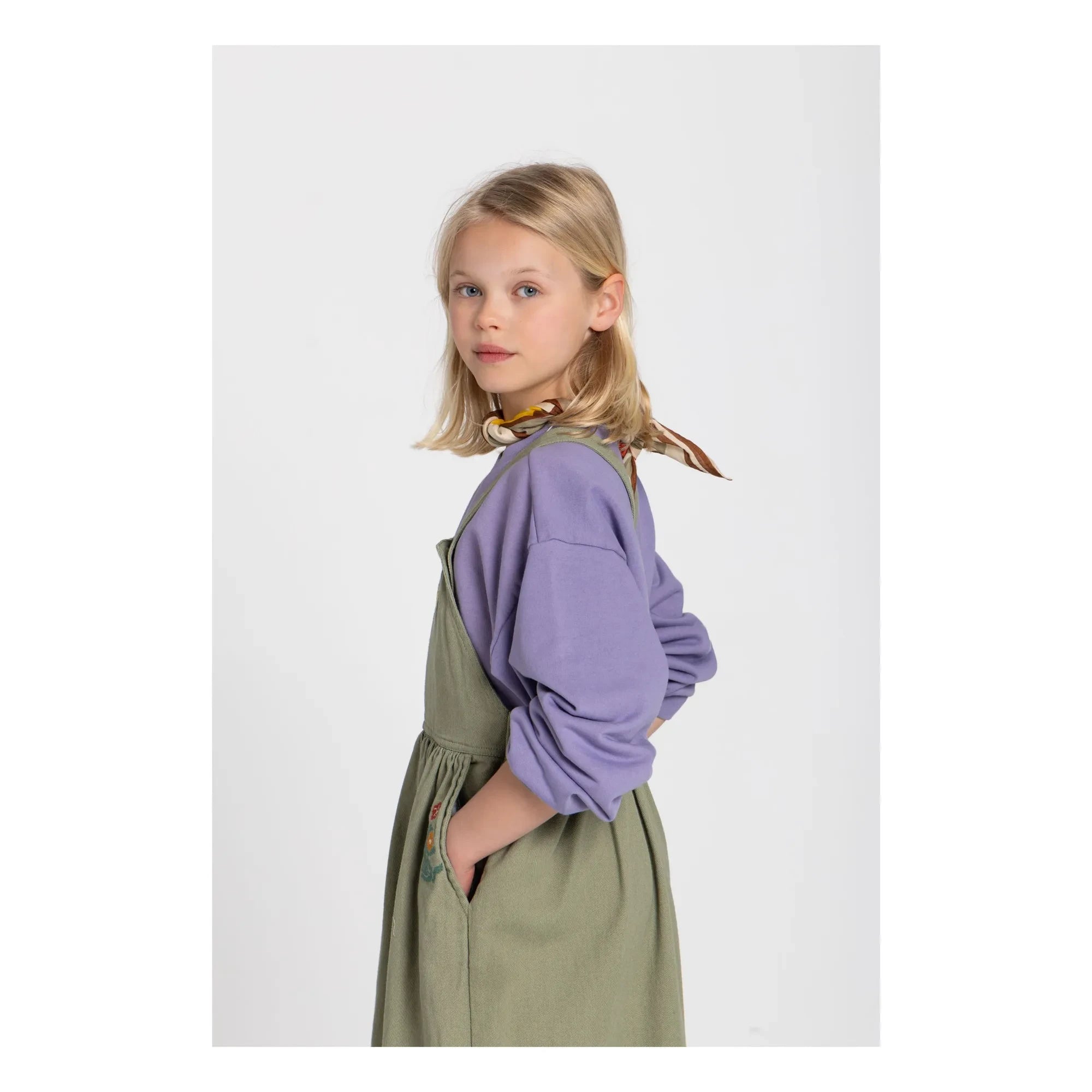 Hundred Pieces - Devi Fleurie Schürzenkleid | Mandelgrün