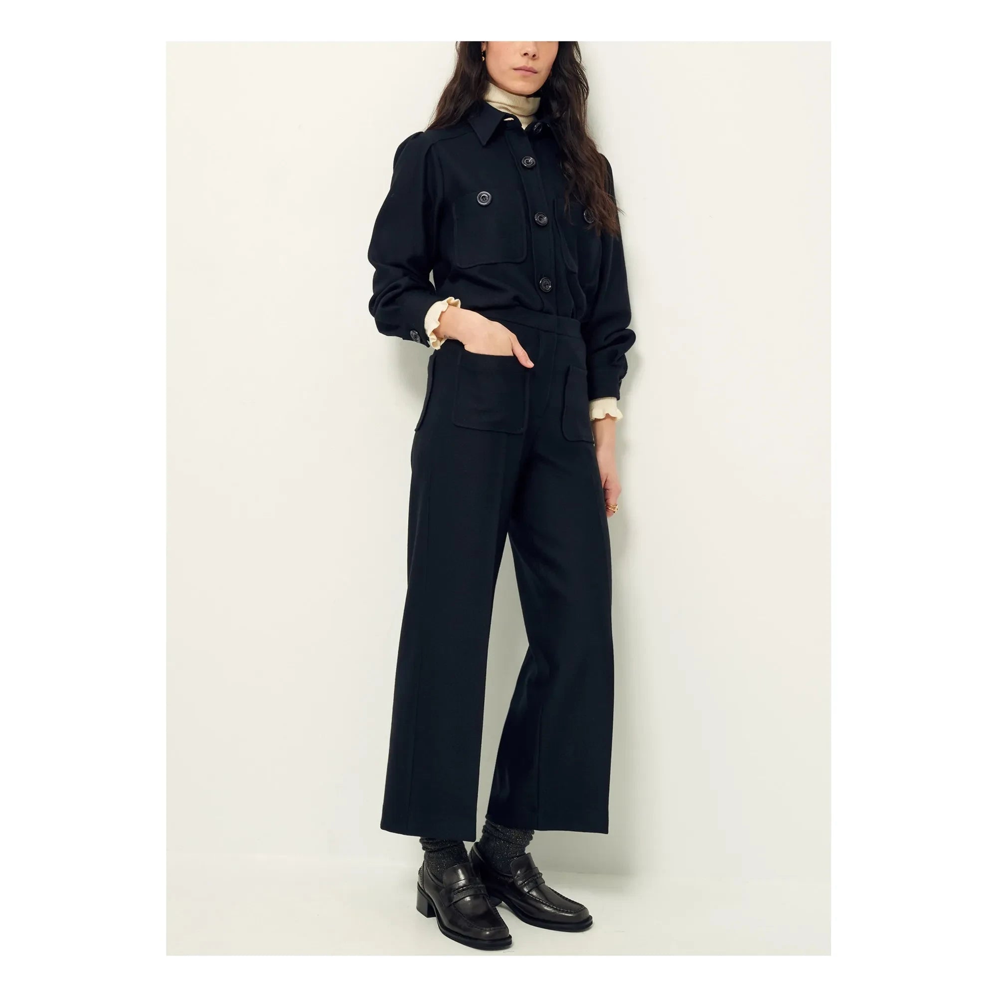 Sessùn – Hose aus recycelter Alberwool-Faser | Schwarz