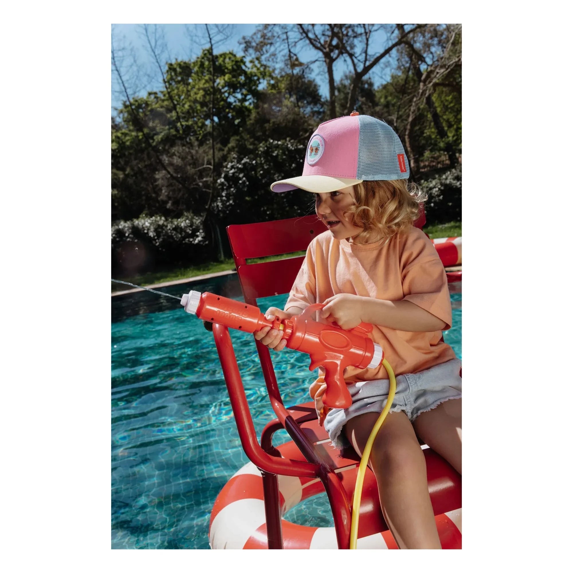 Hello Hossy - Stereo Dog Trucker Hat with Curled Visor Organic Cotton | Pink