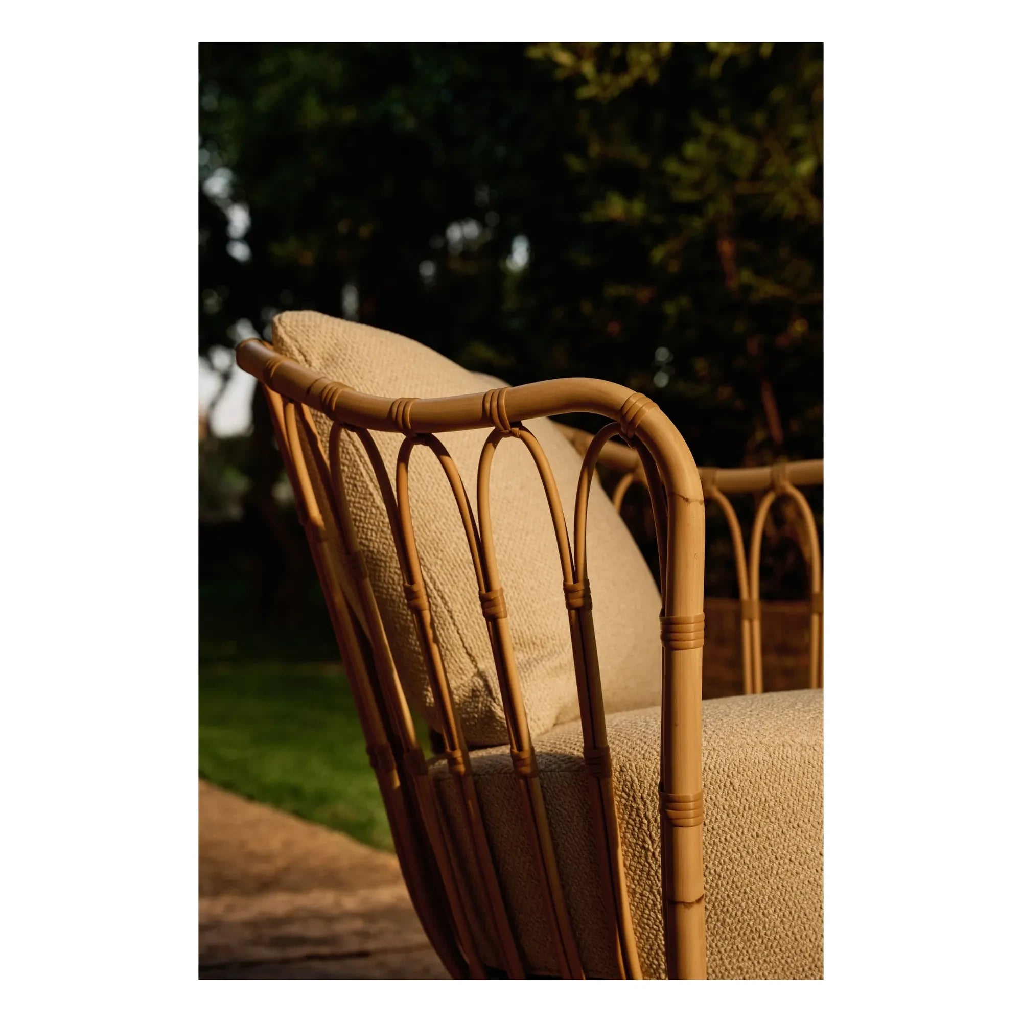 Gubi - Grace Outdoor Lounge Chair