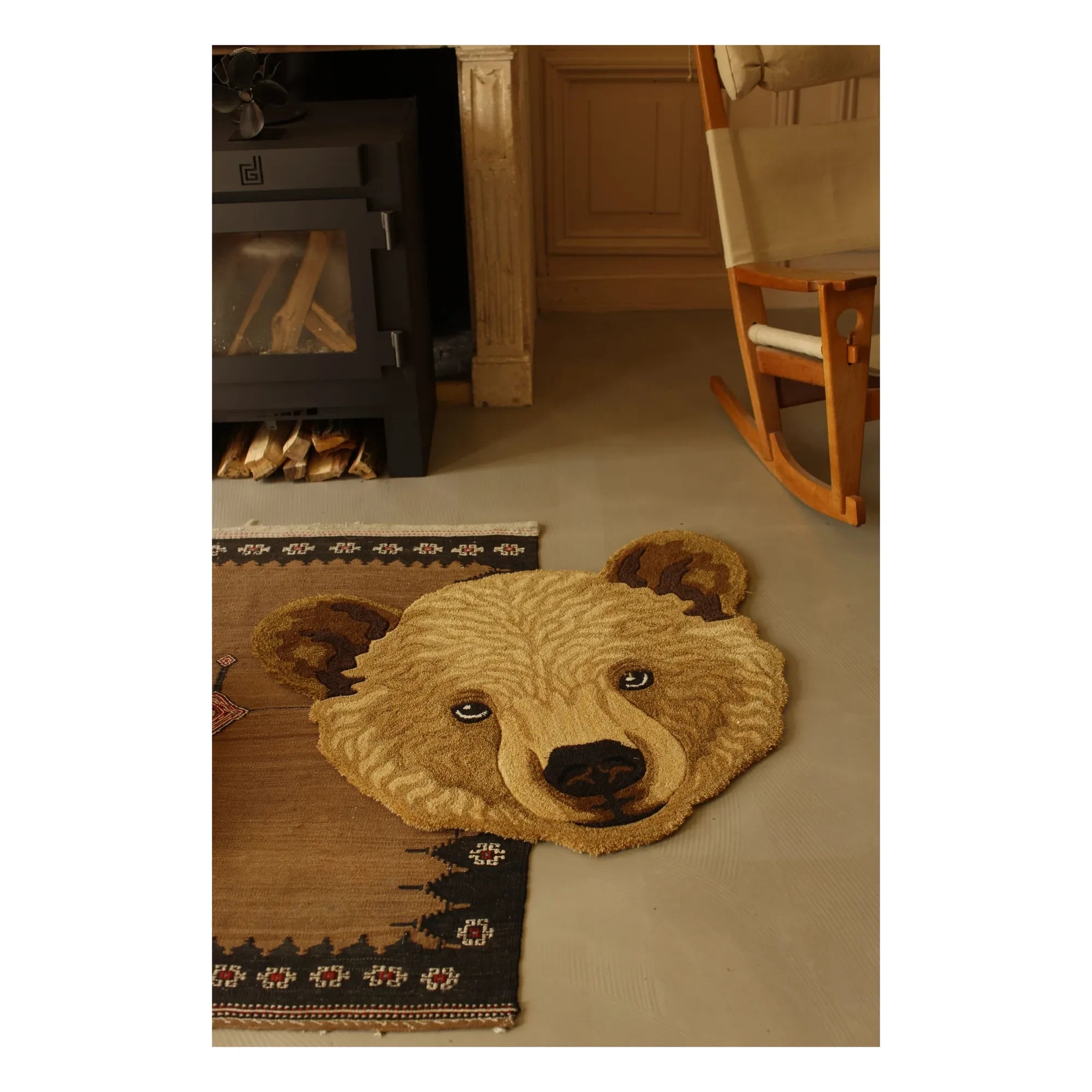 Doing Goods - Bruno Bear yün halı | Kahverengi