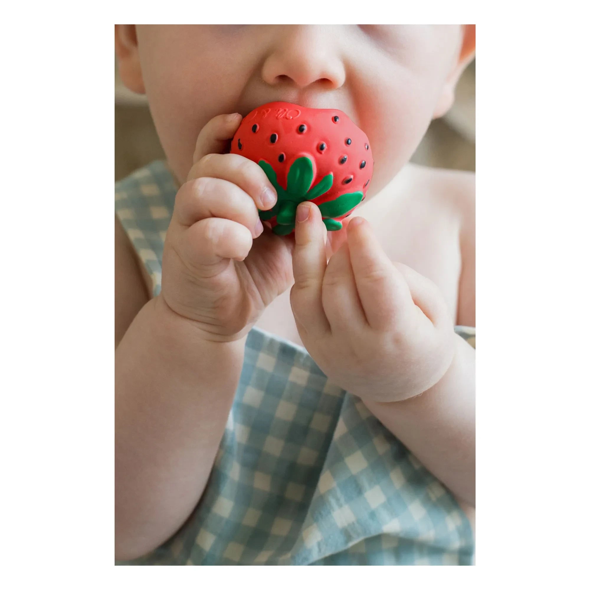 Oli & Carol - Sweetie Strawberry Teething Toy