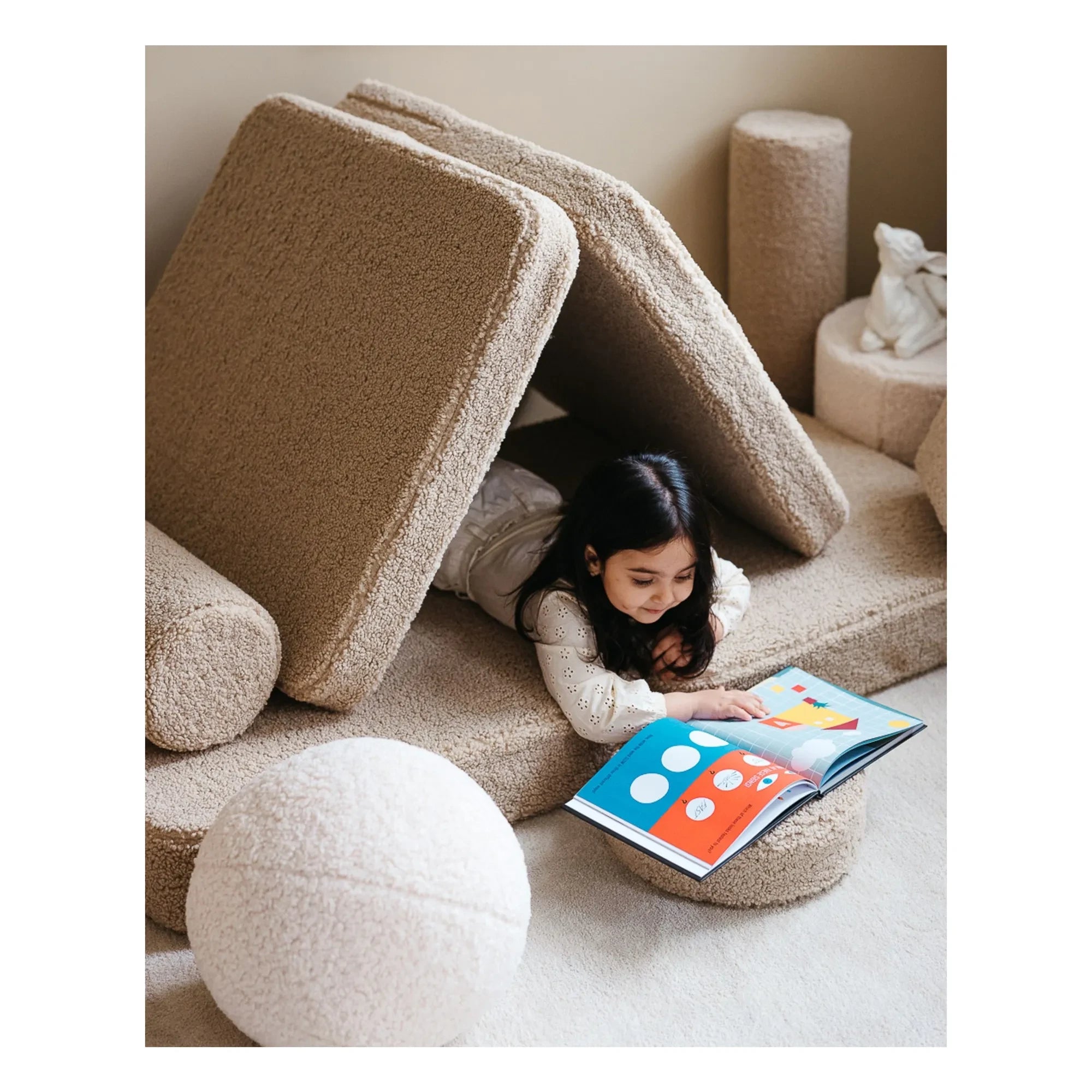 Wigiwama - Modular Plush Sofa | Beige