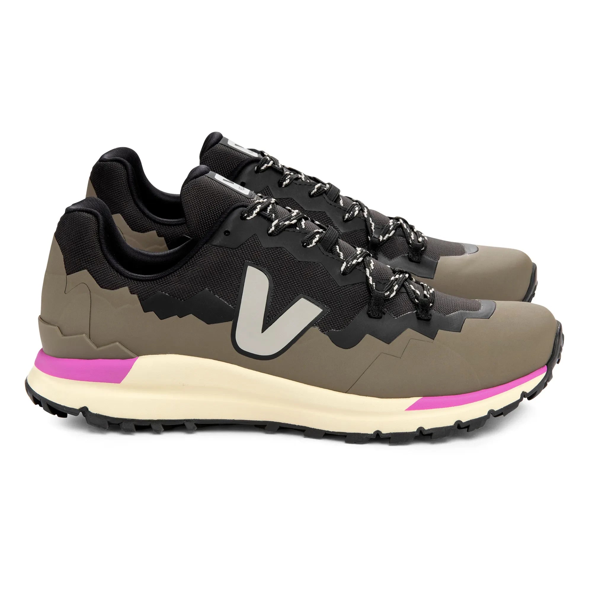 Veja - Fitz Roy Trek-Shell Sneakers | Siyah