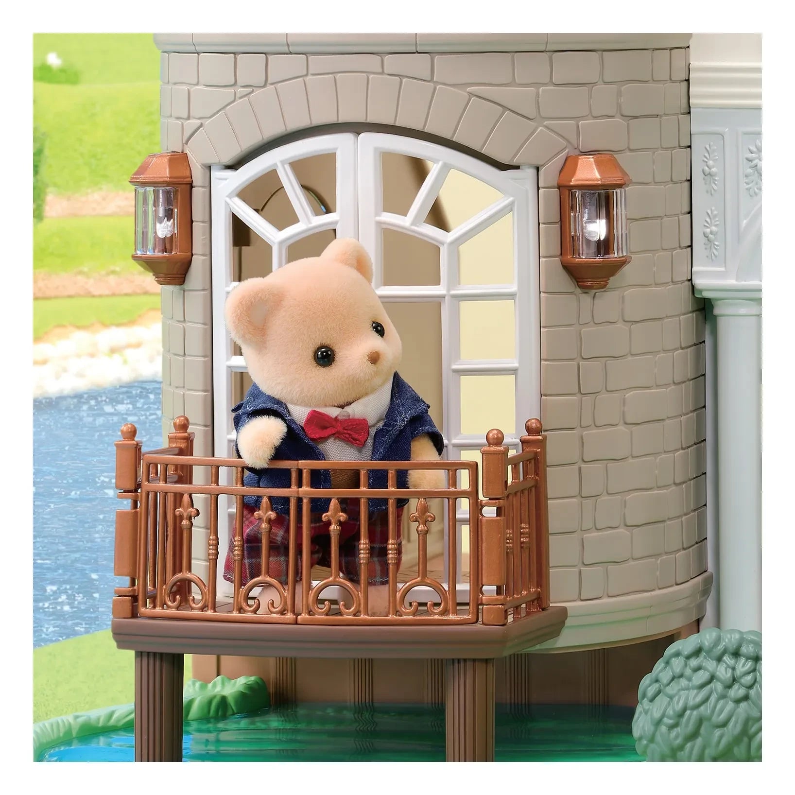 Sylvanian Families - The River Manor