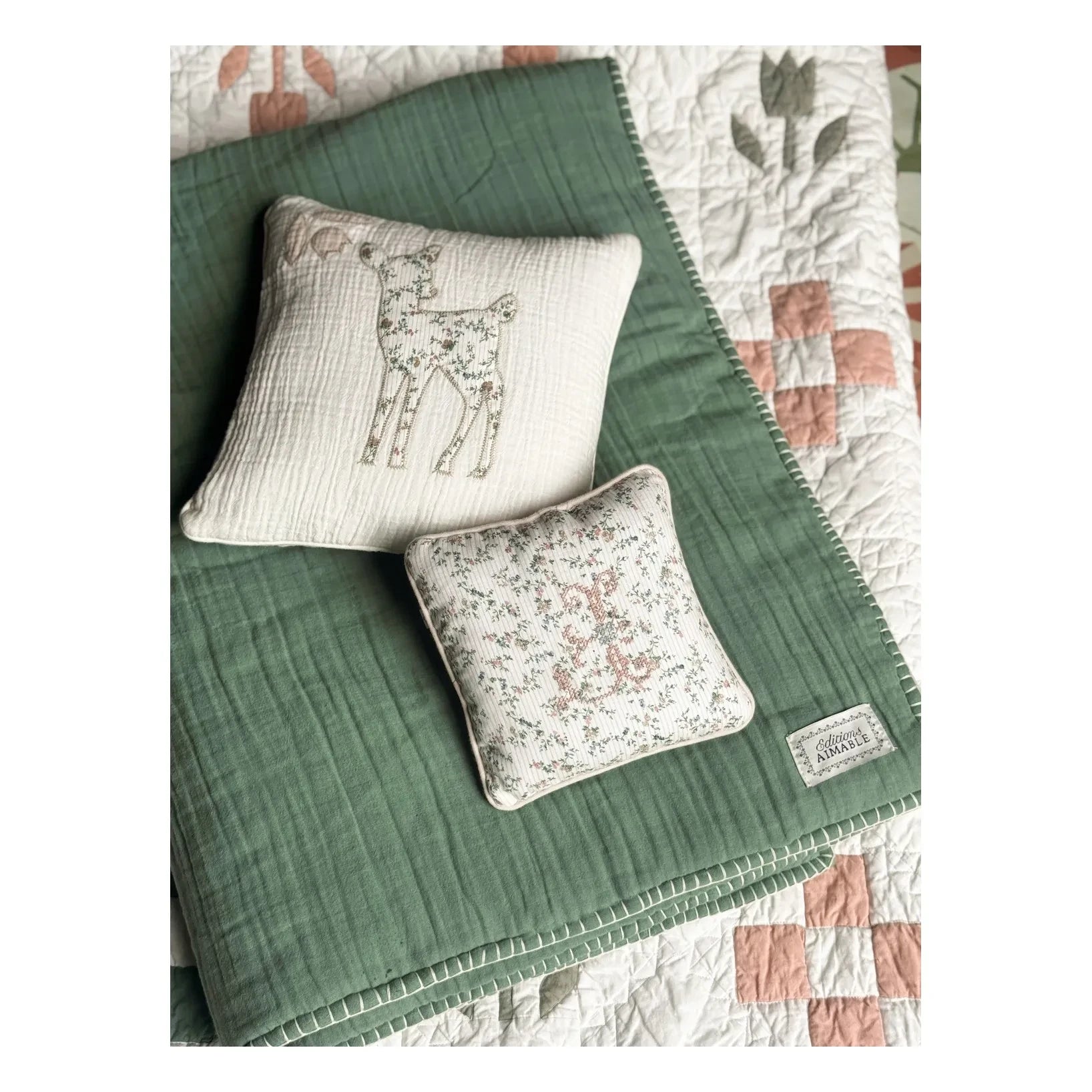 Editions Aimable - Pablo kapitone örtü | Moss Green Gauze