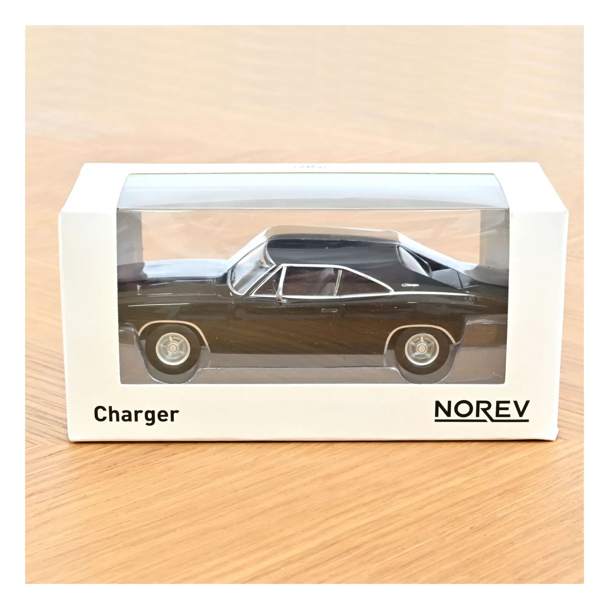 Norev - Coche Dodge Charger de 1968