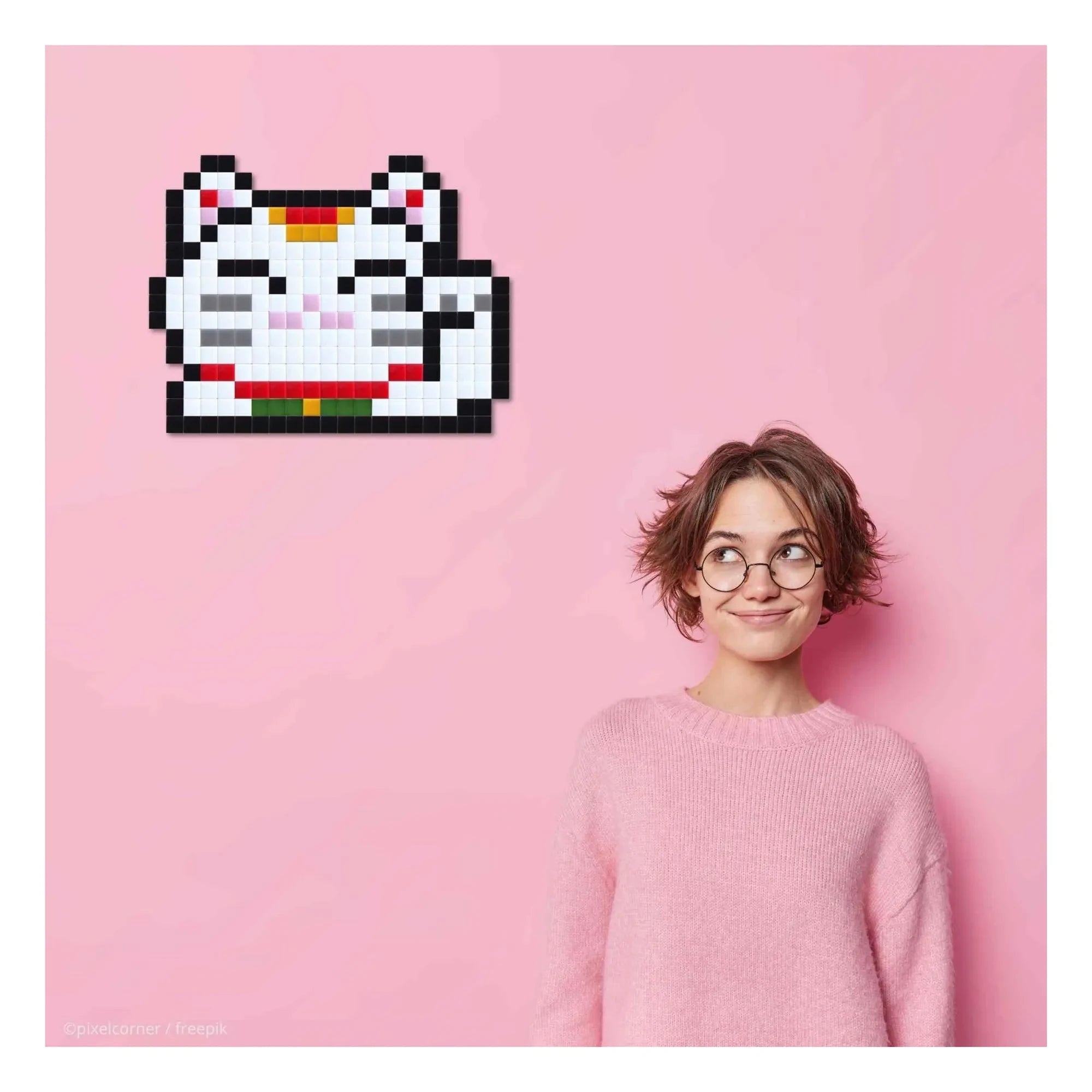 Pixel Corner - Pixel Art Kit - Lucky Cat | White