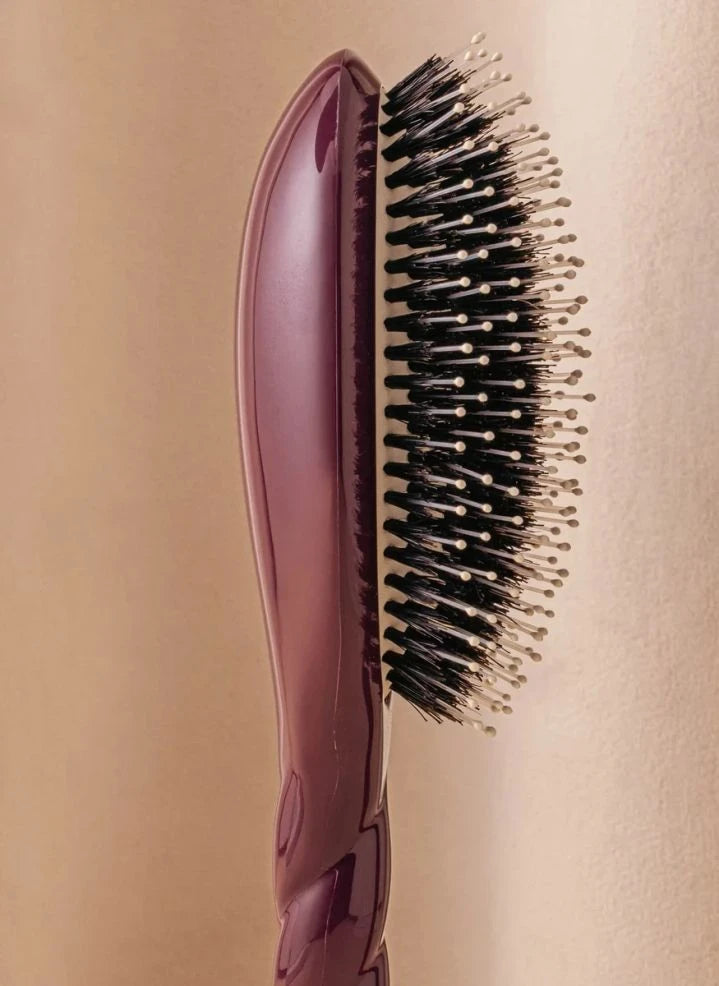 La Bonne Brosse - "L'Indispensable Douceur" Saç Fırçası No. 03 - Hassas Saç Derisi | Patlıcan