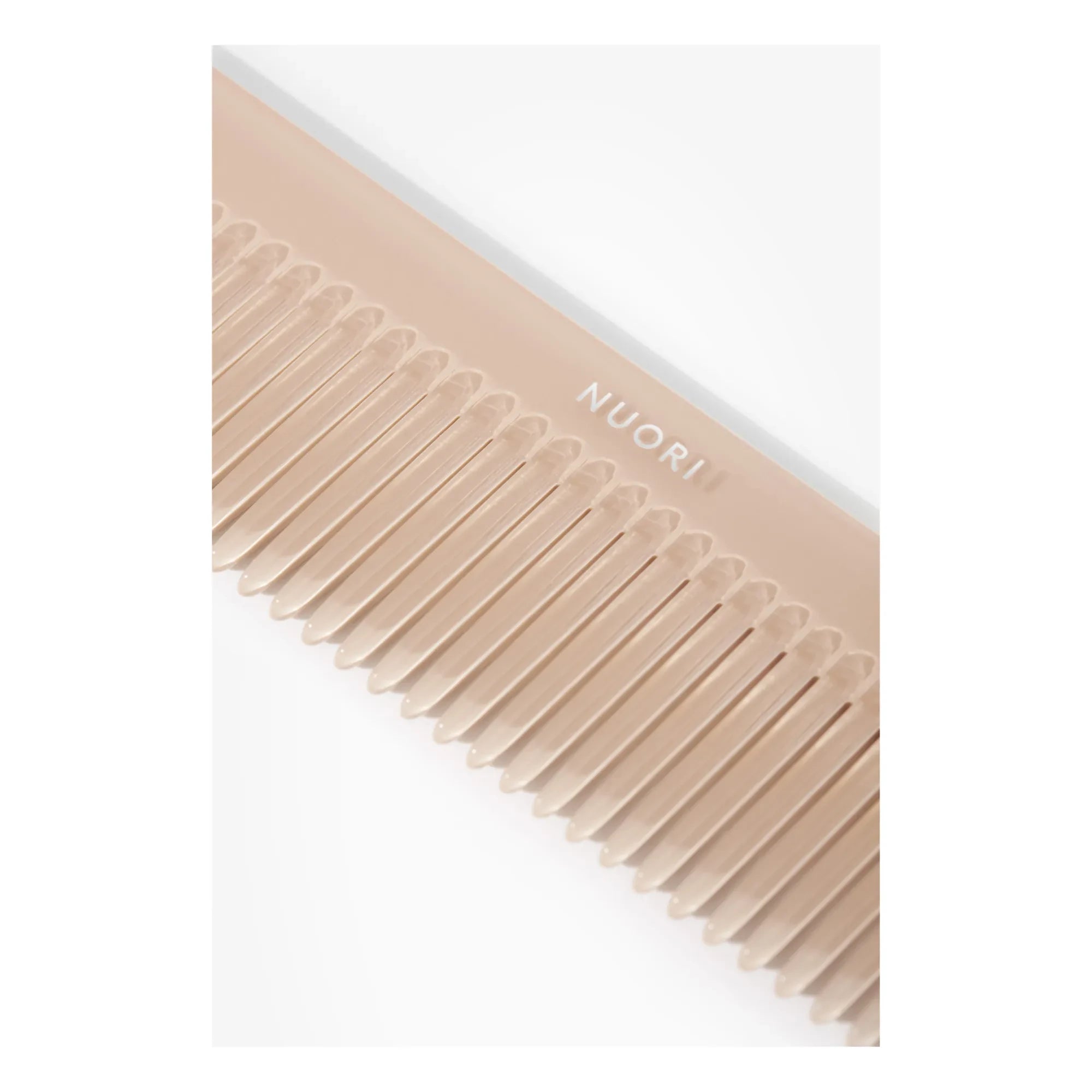 Nuori - Fine Hair Comb | Pink