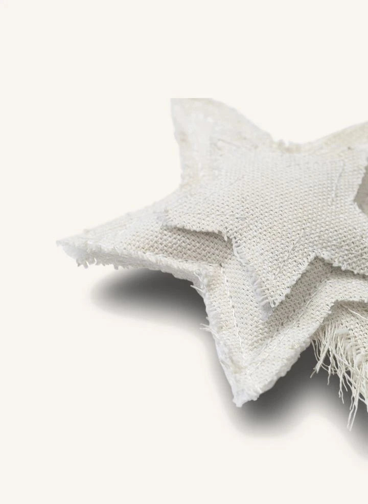 Ferm Living - Vela Star pamuklu ağaç süsleri - 4'lü Set | Beyaz