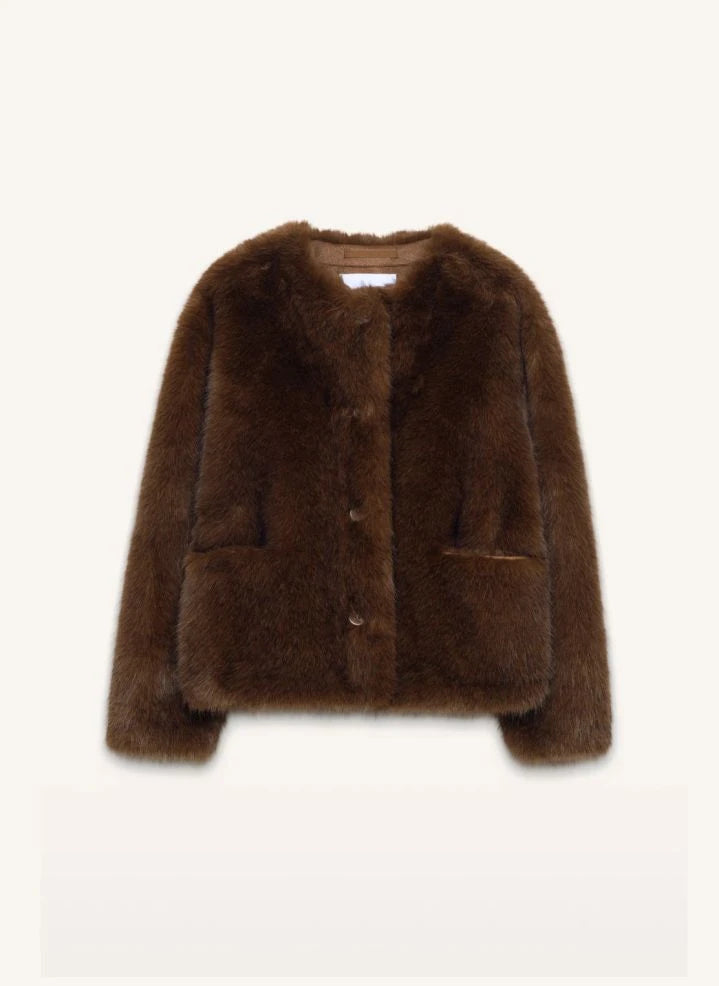 Stand Studio - Siena Mantel | Braun
