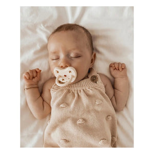 Hevea - Natural Rubber Round Pacifier | Milk
